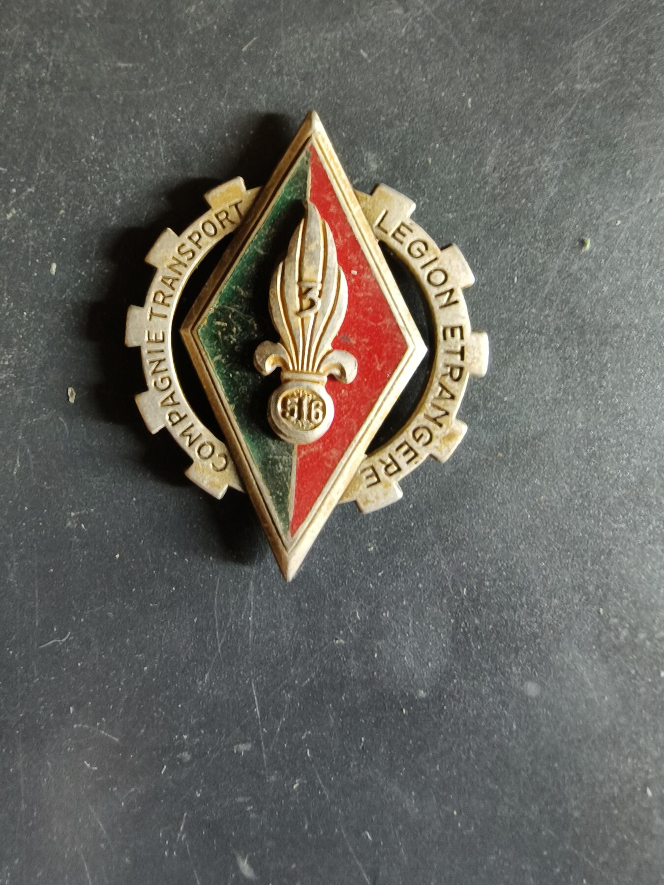 老王徽章第163期 13-15日三场连拍 16日统一发货  13、14日结束后可寄存 法国证章