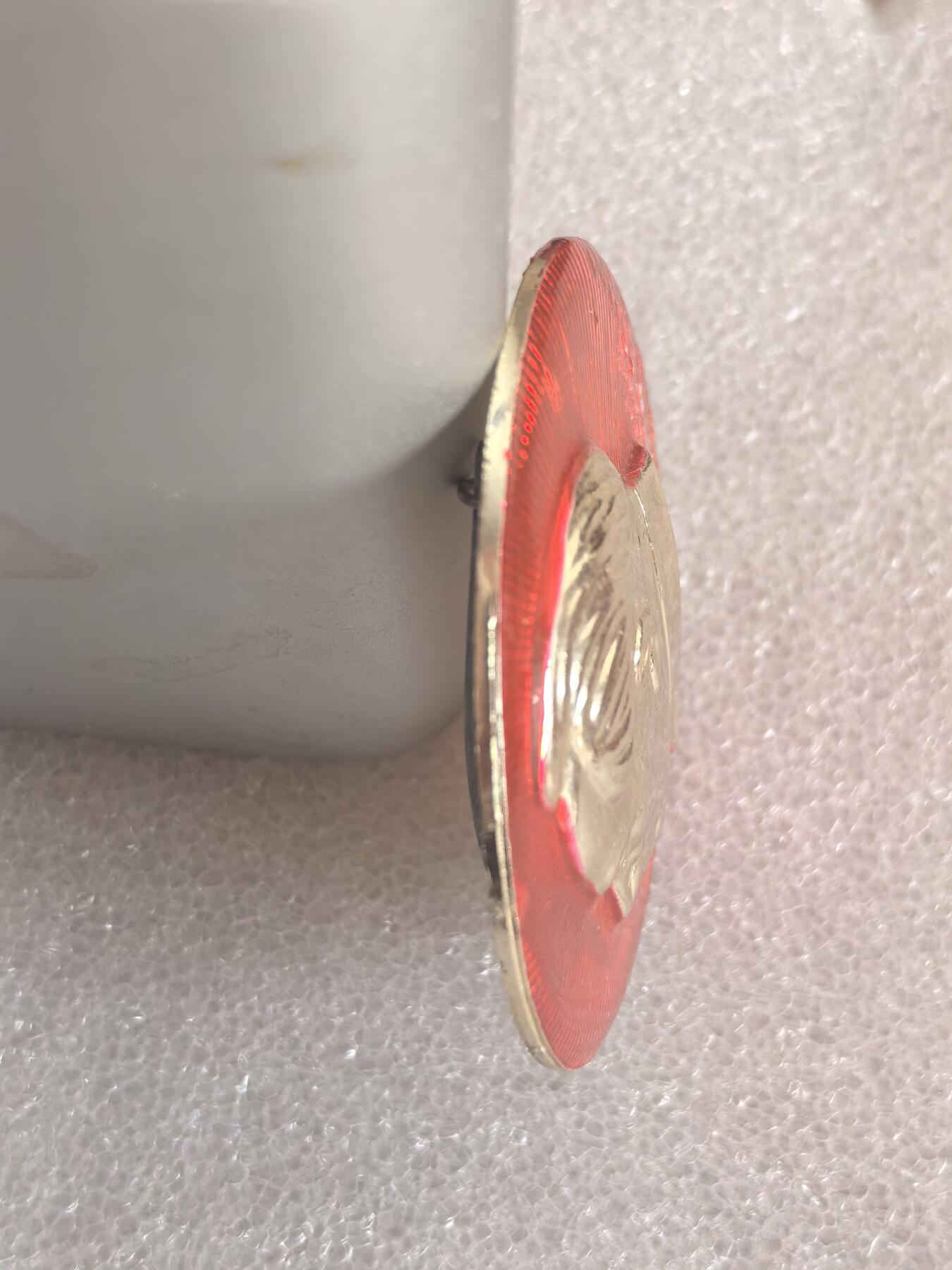 红色像章专场.包老包真.文革时期.实图拍摄.特价惠友