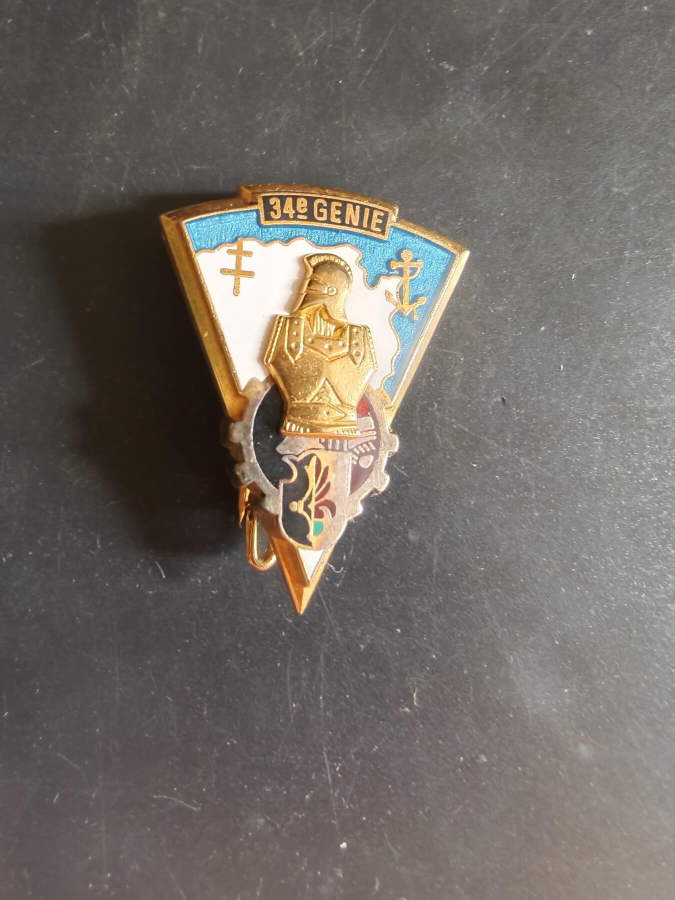 老王徽章第163期 13-15日三场连拍 16日统一发货  13、14日结束后可寄存 法国证章