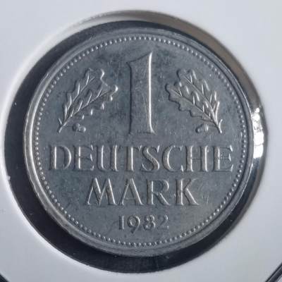 沼泽如烟--第904场 - 德国1982年1马克