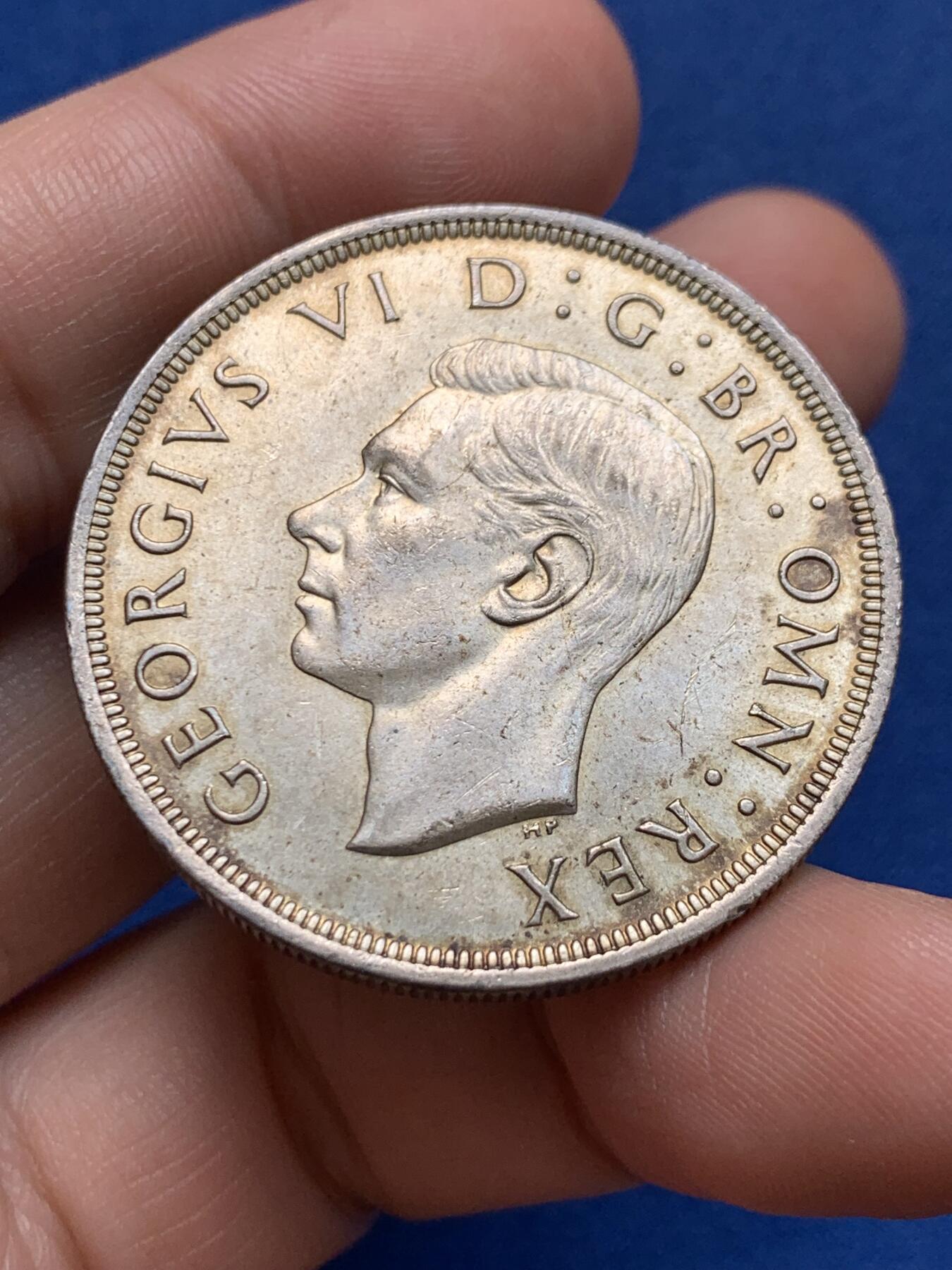 《竞宝斋》第438场 周日，周一，周二 3场连拍 （全场包邮） 英国1937年乔治六世1克朗银币，品相不错