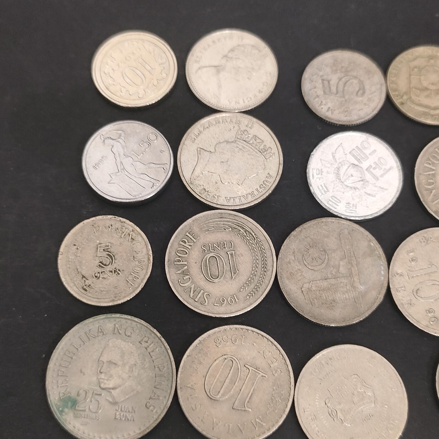 猩哥外币小铺➨【第202场】 钱币20个