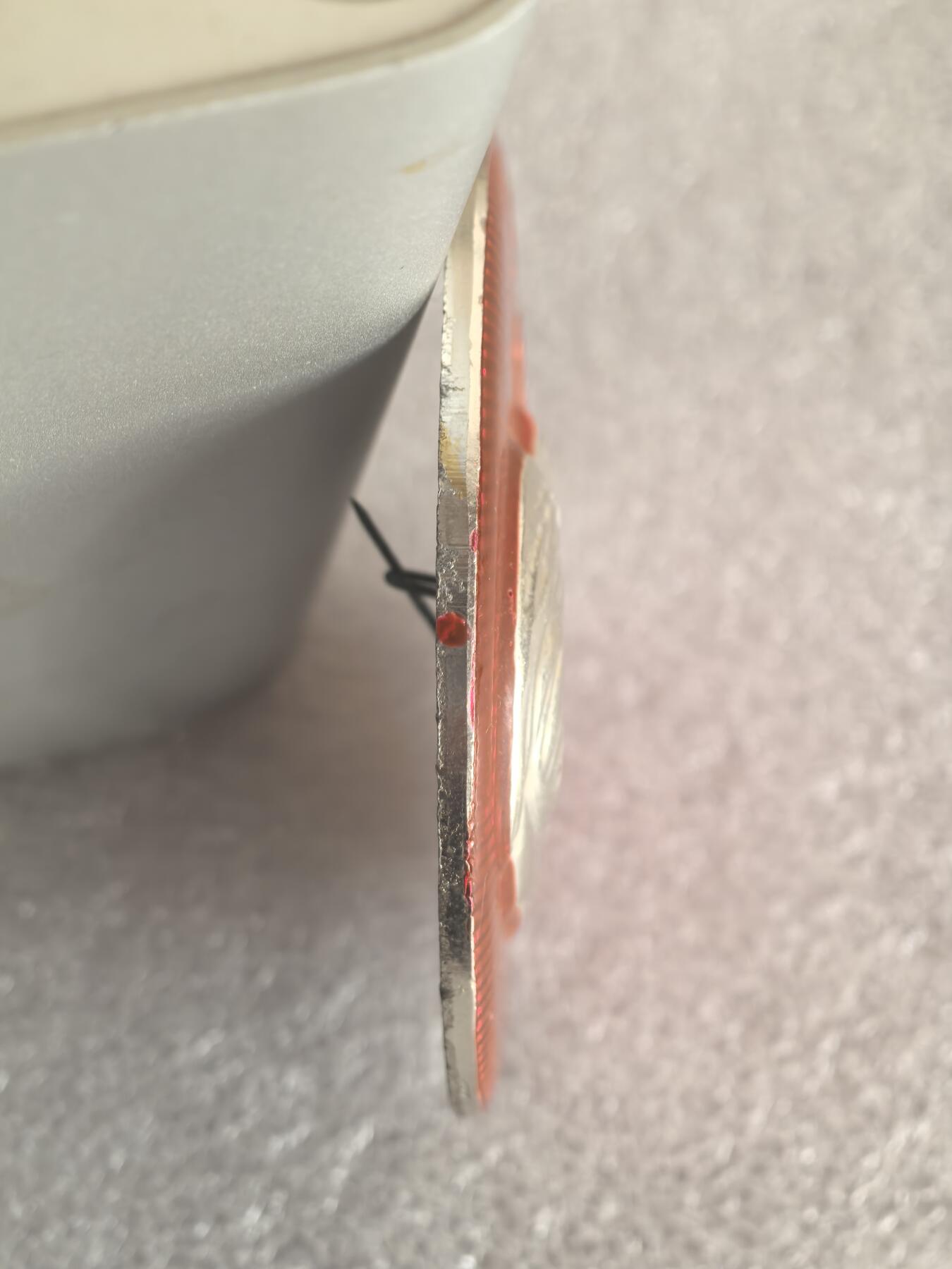 红色像章专场.包老包真.文革时期.实图拍摄.特价惠友 毛主席像章直径约60MM保真包老..编号280032