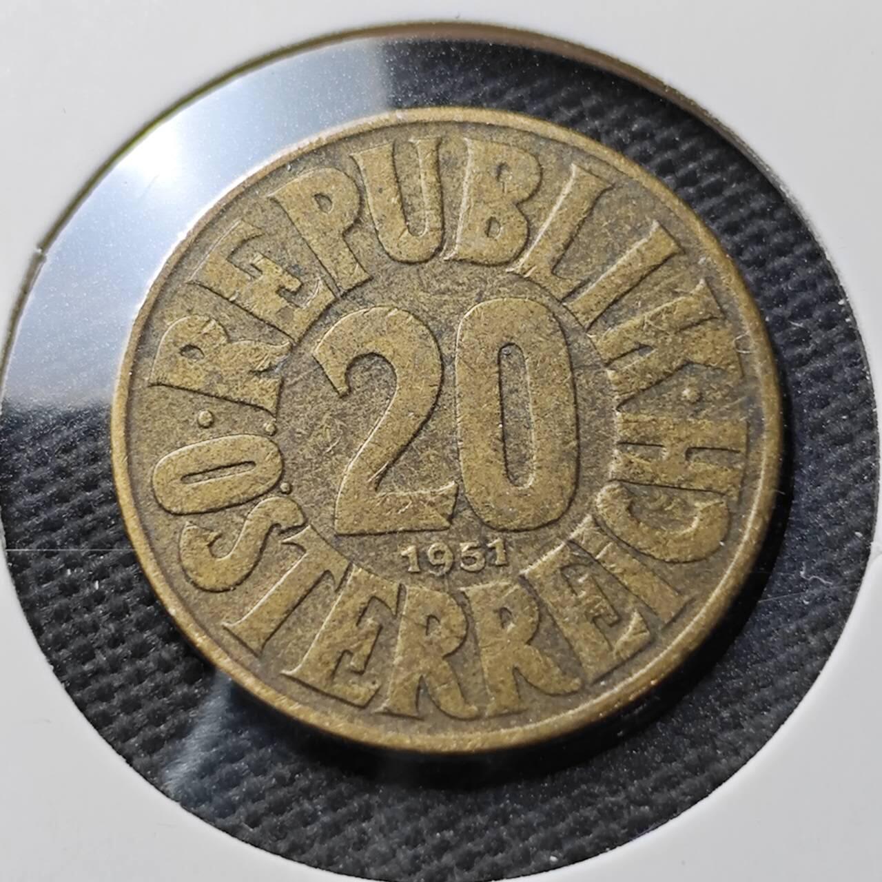 KK钱币收藏小铺  第371场  2月预留时间 周末发货  1951澳大利亚20格罗申铜币