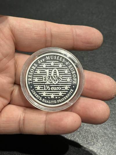 《外钞收藏家》第五百八十五期（精品场）（本平台长期征集拍品、欢迎藏友们联系合作） - 法国1997年卢浮宫系列10法郎双面值精制PROOF银币（克林姆特名作《吻》）