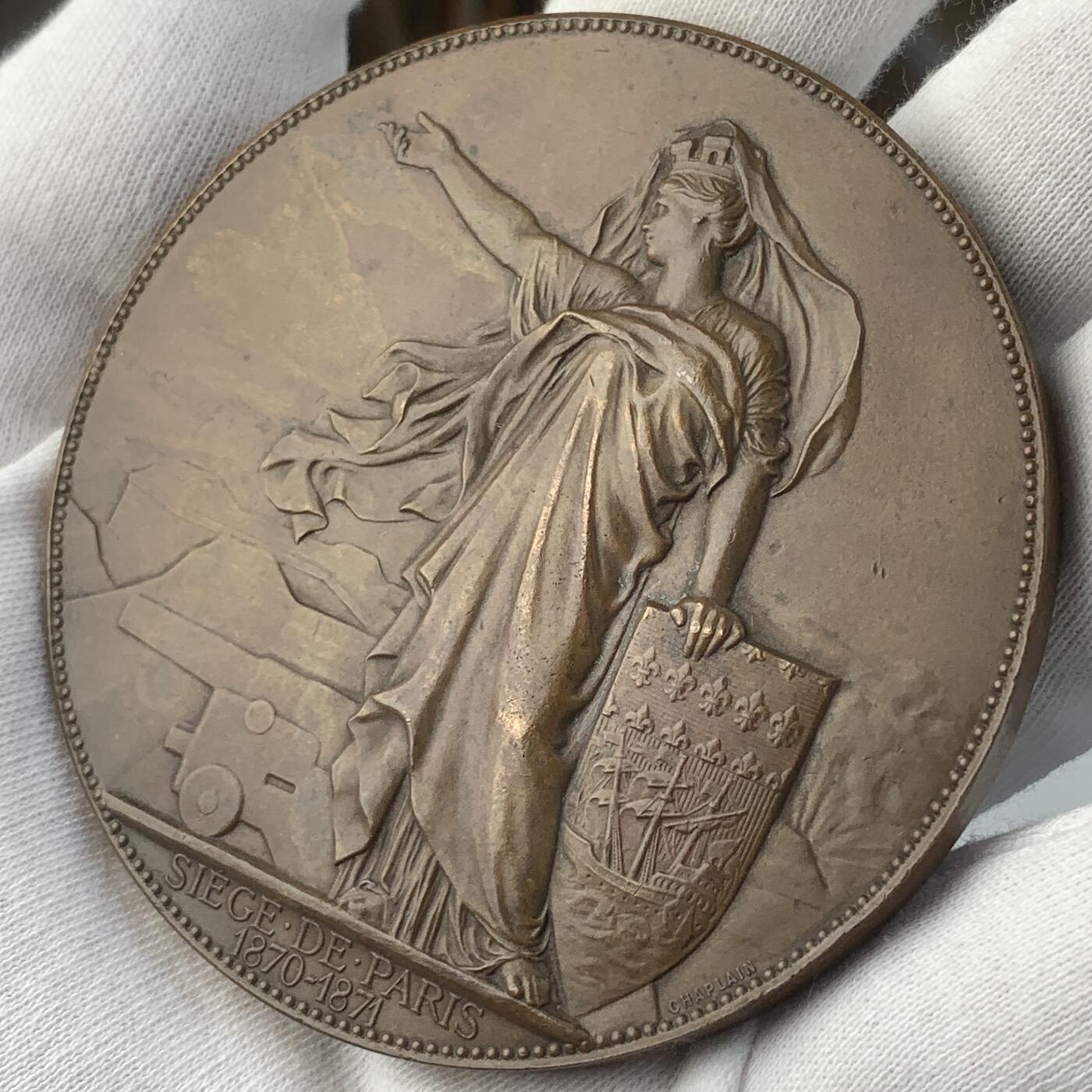 掌中浮雕-藏着的欧洲第042场 1871年法国巴黎航空功勋纪念铜章 ，1870/1871年在巴黎防御中使用热气球，75.4mm，201.48g