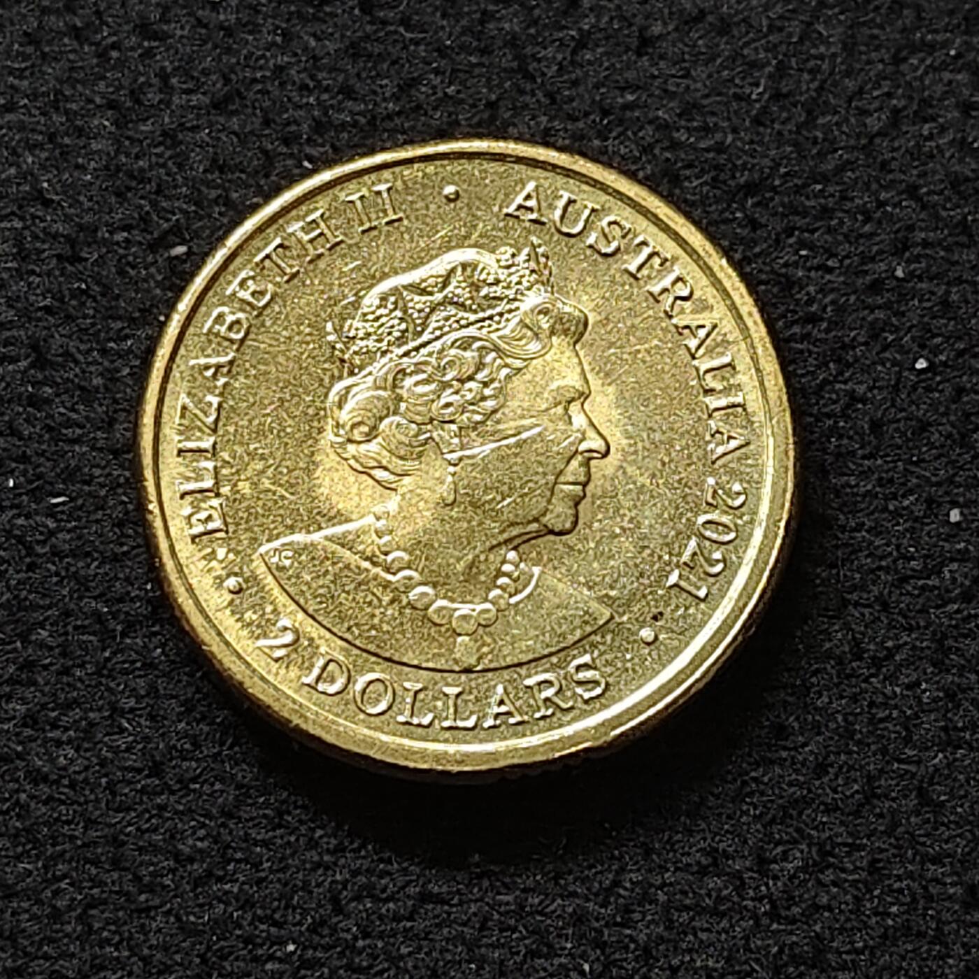 【全场包邮】纯粹捡漏拍478场（免费代拍第15场） 澳大利亚2021年2元土著旗帜50周年彩色纪念币