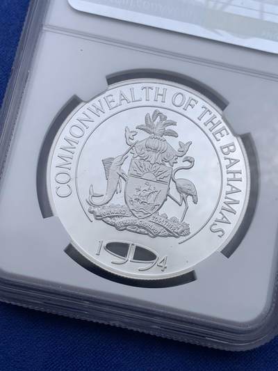 《竞宝斋》第438场 周日，周一，周二 3场连拍 （全场包邮） NGC PF68UC 巴哈马1994年一杆进洞5元精制纪念银币（克劳斯获奖币之1996年世界硬币大赛最佳创意币，1盎司克重，925银，38.61MM币径，发行量5万枚）