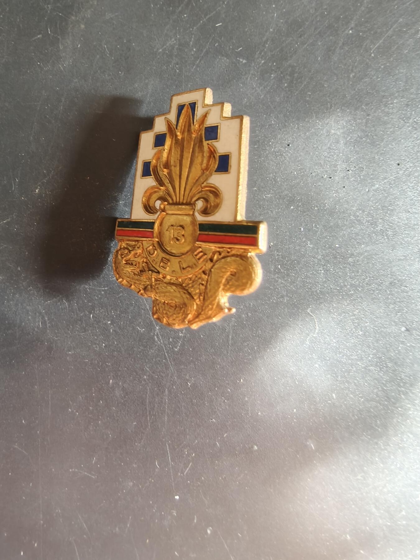 老王徽章第163期 13-15日三场连拍 16日统一发货  13、14日结束后可寄存 法国证章