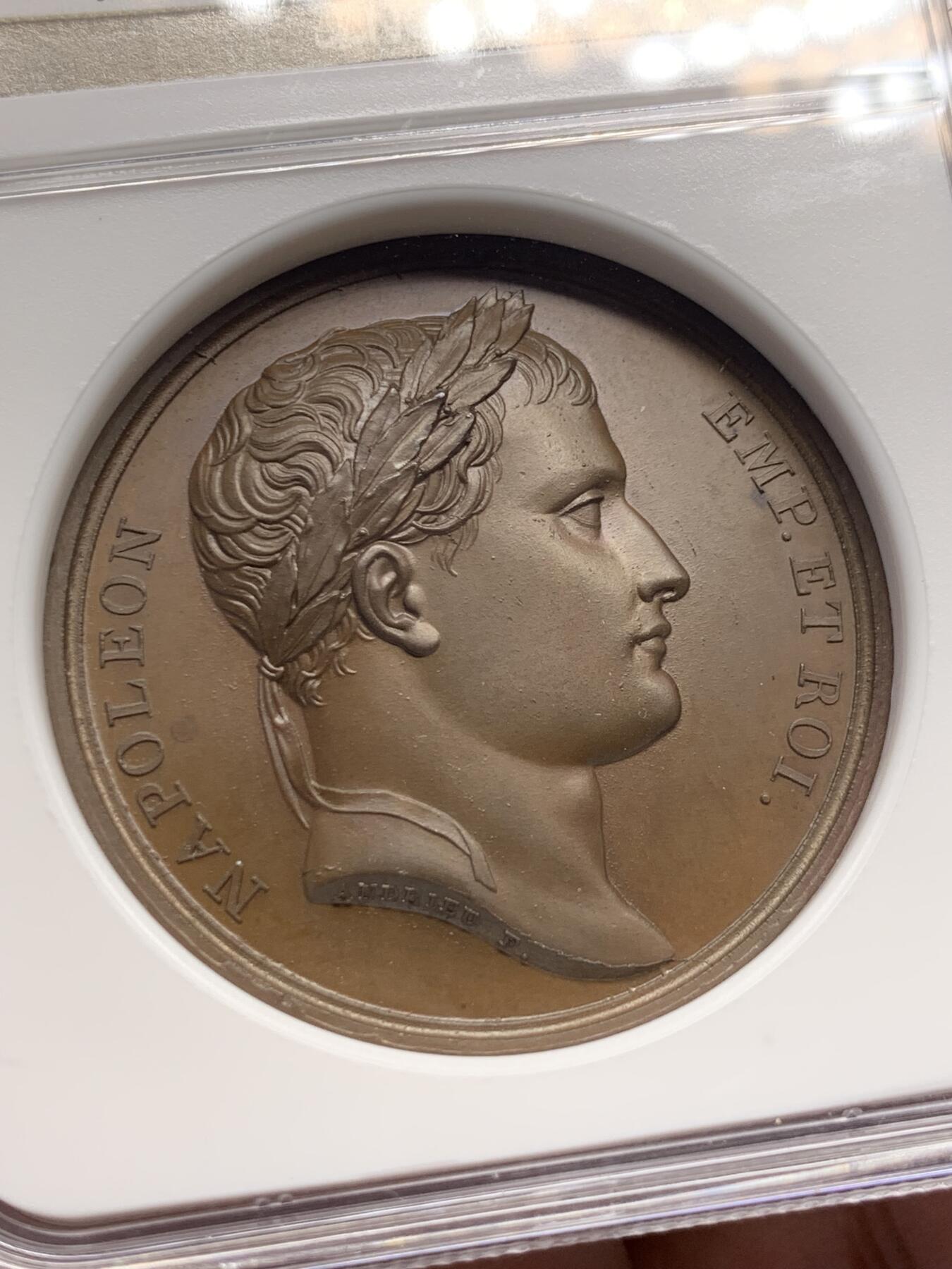 《竞宝斋》第438场 周日，周一，周二 3场连拍 （全场包邮） NGC MS64BN 拿破仑一世 1812年进入莫斯科 纪念大铜章 背面为克里姆林宫 加厚盒装 整个系列最少得一枚 值得入手