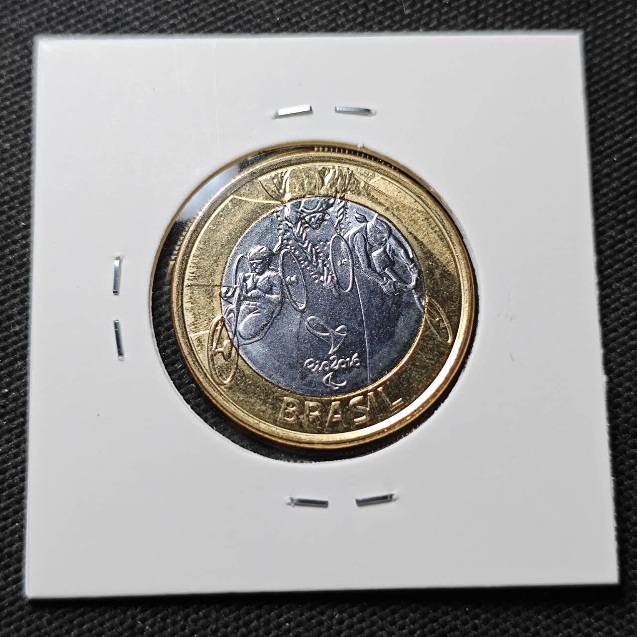 KK钱币收藏小铺  第372场  2月预留时间 周末发货  巴西1瑞尔双色币纪念币