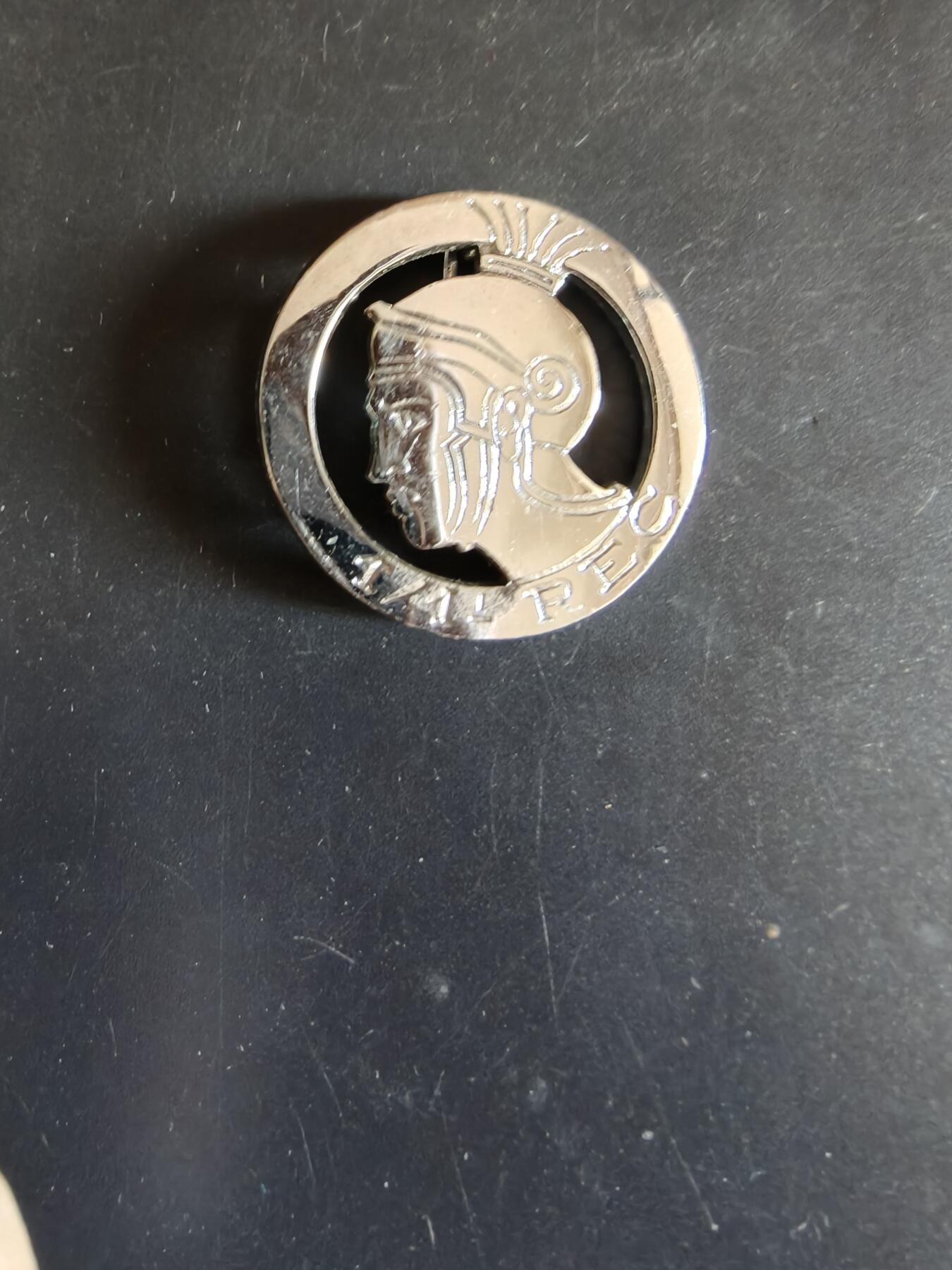 老王徽章第163期 13-15日三场连拍 16日统一发货  13、14日结束后可寄存 法国证章