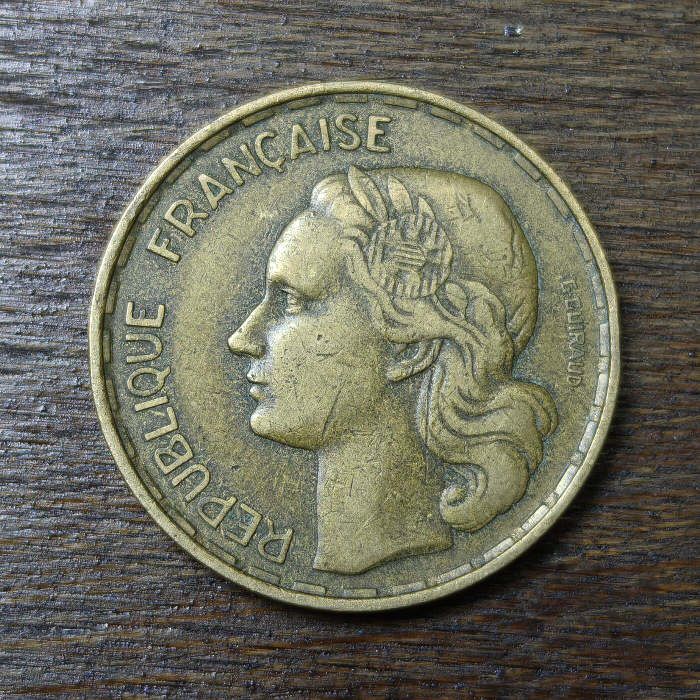 【铜匠收藏】★第132场★散币场，无佣金，30包邮。不满30元，支付5元运费。《接受代拍 代送NGC评级》 法国 1952年 50法郎 铜币