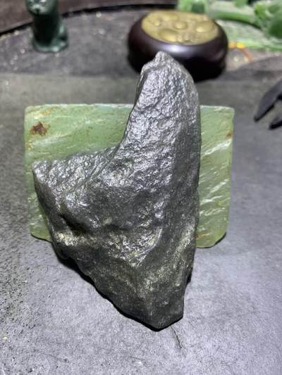 新疆戈壁风化纹和田玉青花玉原石一颗，，， - 新疆戈壁风化纹和田玉青花玉原石一颗，，，