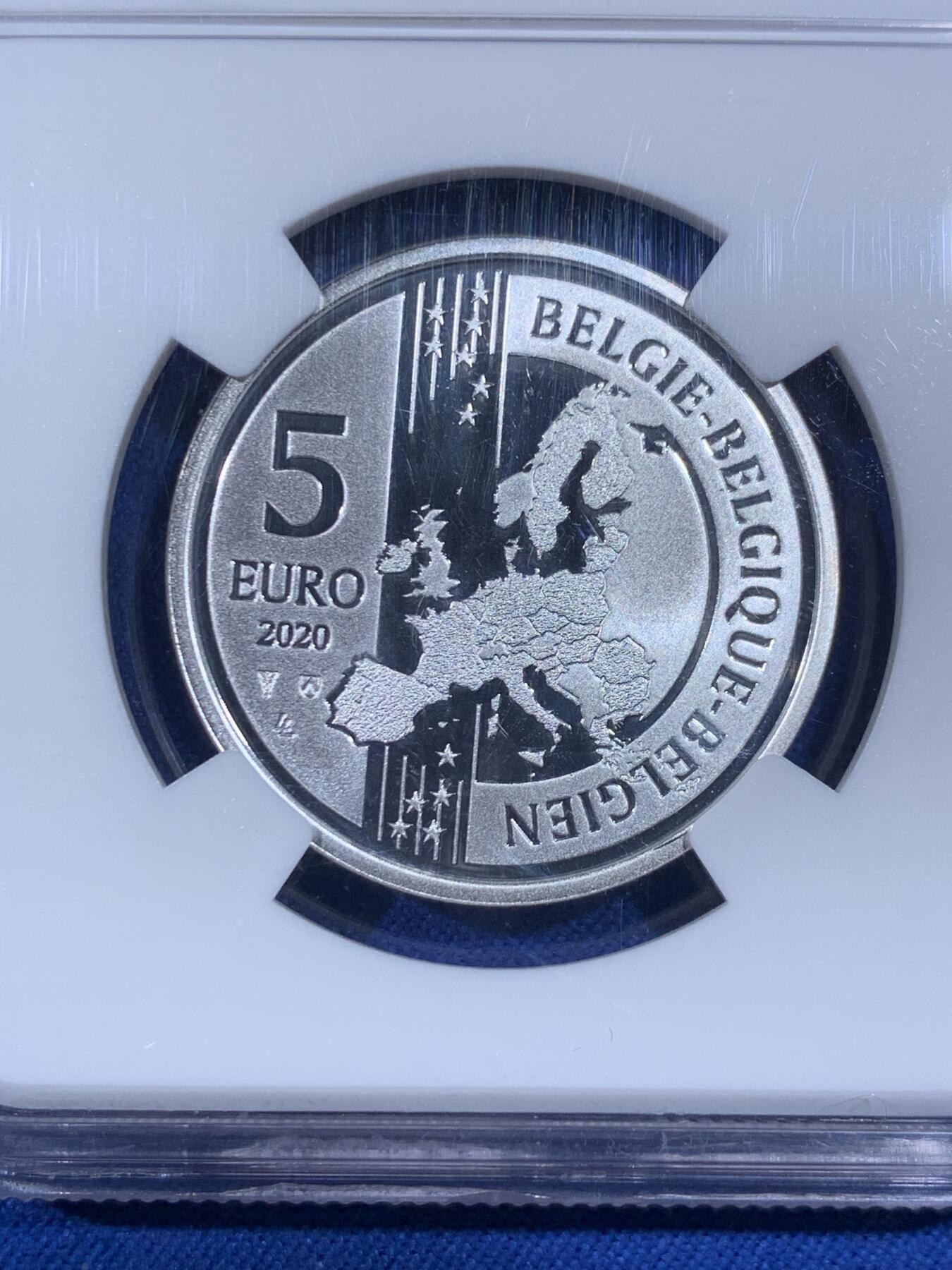 《竞宝斋》第438场 周日，周一，周二 3场连拍 （全场包邮） 首期 NGC PF70UC 比利时2020年欧洲大陆首列火车运行185周年5欧元精制银币（首次采用Multiview多维视图技术，在不同的角度，会看到三幅不同的画面效果。正面观看为火车本体，向右侧偏转会在空白处看到铁路运行图，向左侧偏转会看到三列始发火车名称及运行地点。）带盒证。