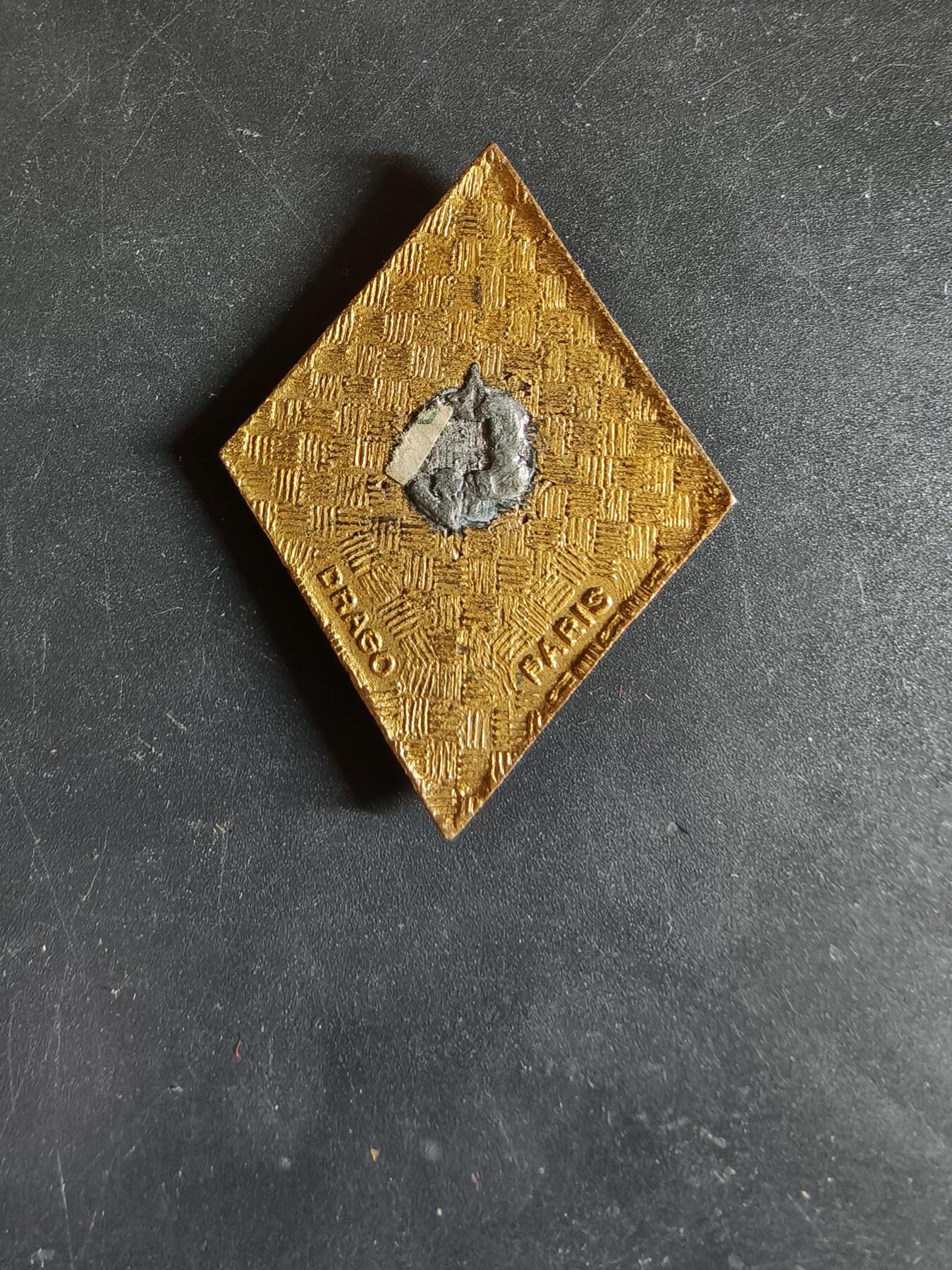 老王徽章第163期 13-15日三场连拍 16日统一发货  13、14日结束后可寄存 法国证章