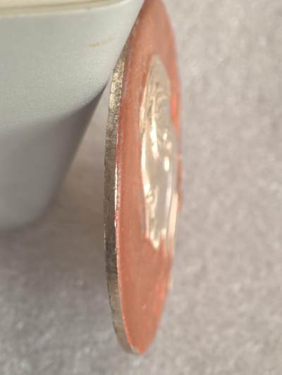 综合藏品场.喜欢出价就得！无套路无托.诚信惠友交友！自动快拍. 毛主席像章直径约60MM保真包老..编号280029