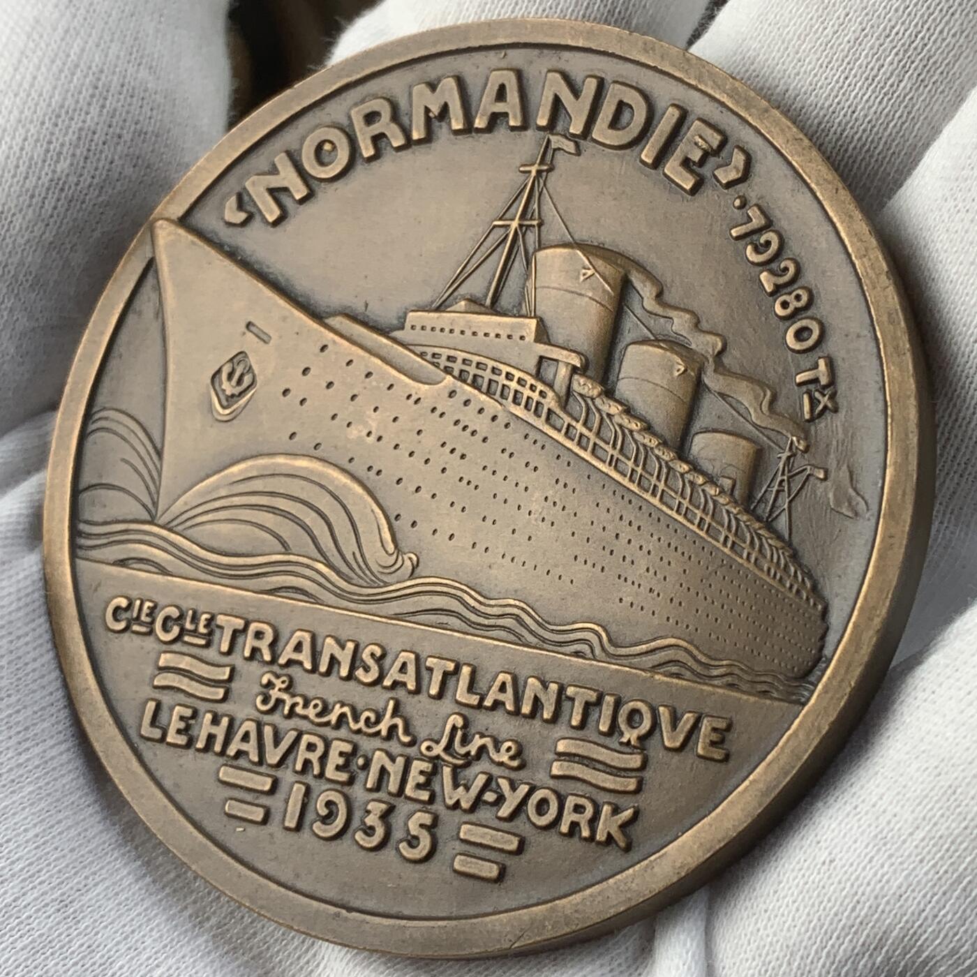掌中浮雕-藏着的欧洲第042场 1935年诺曼底邮轮通航纪念铜章，68mm