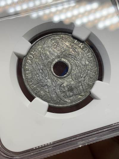 《竞宝斋》第438场 周日，周一，周二 3场连拍 （全场包邮） NGC MS62 法属印支1941花帽1分锌币 保存非常难得