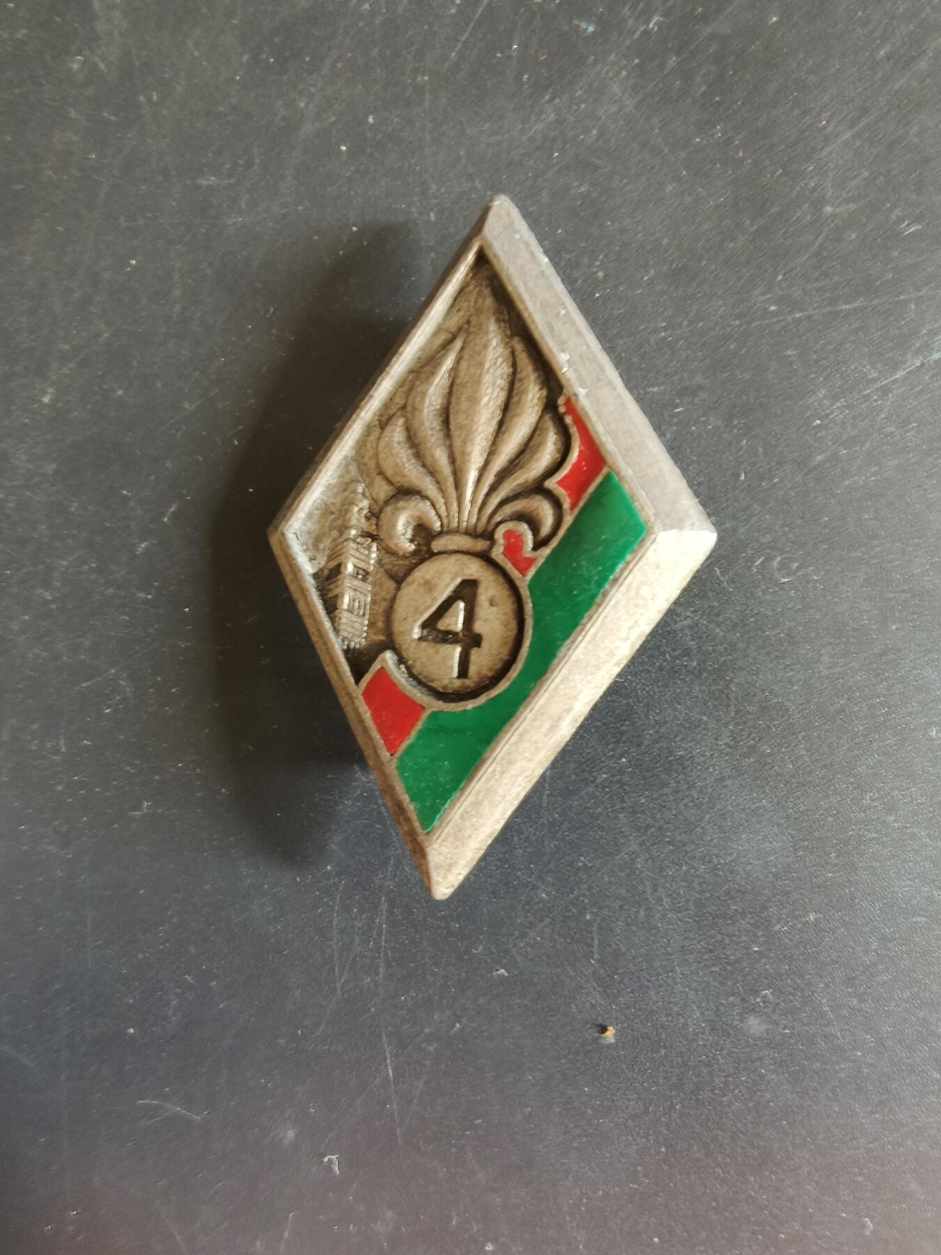 老王徽章第163期 13-15日三场连拍 16日统一发货  13、14日结束后可寄存 法国证章