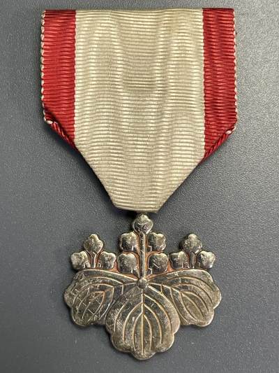 回流1115 - 小日本银质“勋八等白色桐叶章” 日本军国主义罪证