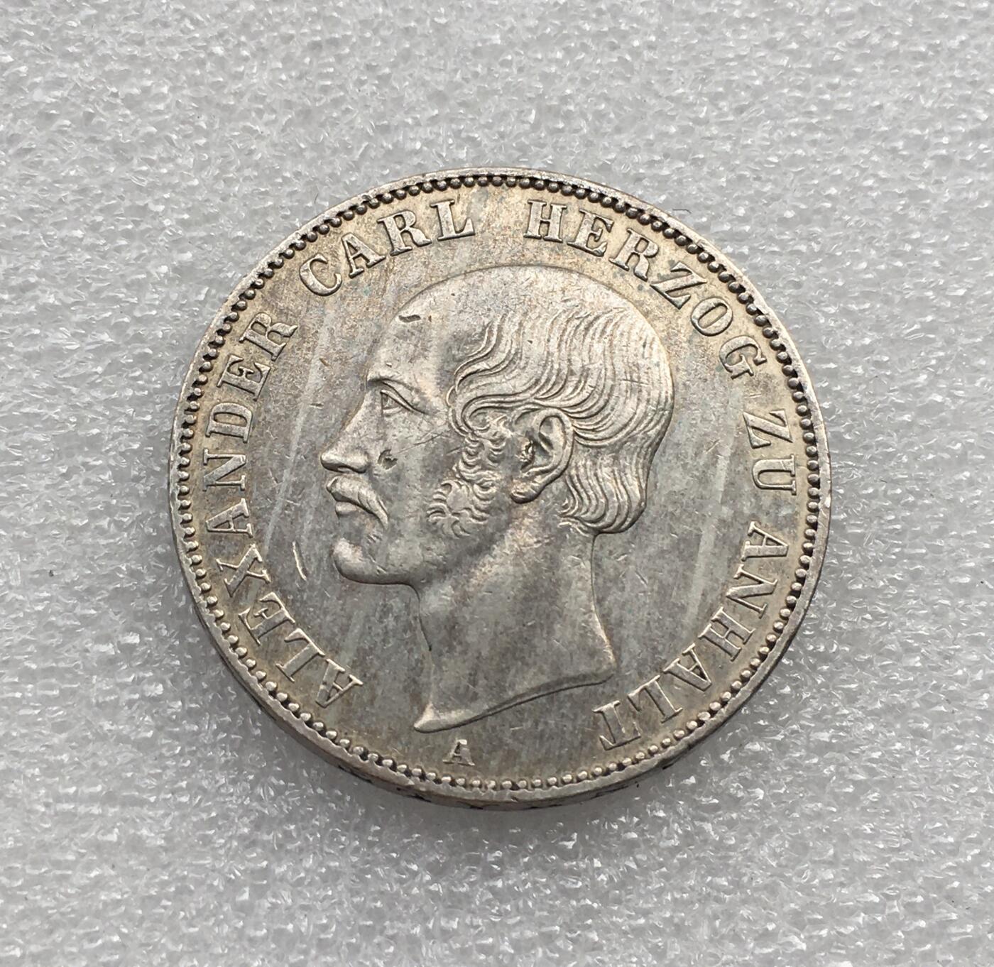 世界钱币专场拍卖 每周二开拍 1859年德国安哈特-贝恩堡双熊1泰勒银币