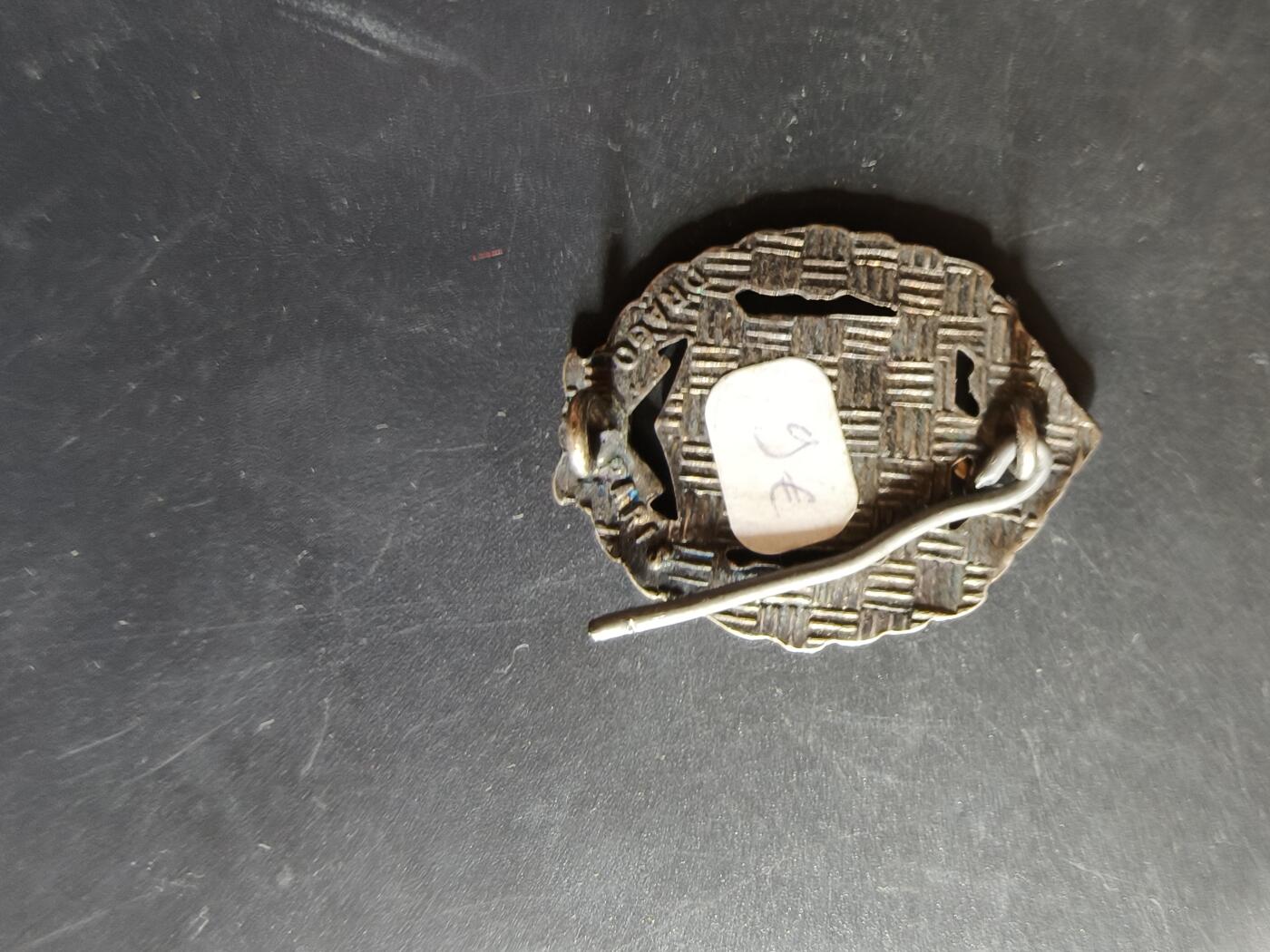 老王徽章第163期 13-15日三场连拍 16日统一发货  13、14日结束后可寄存 法国证章