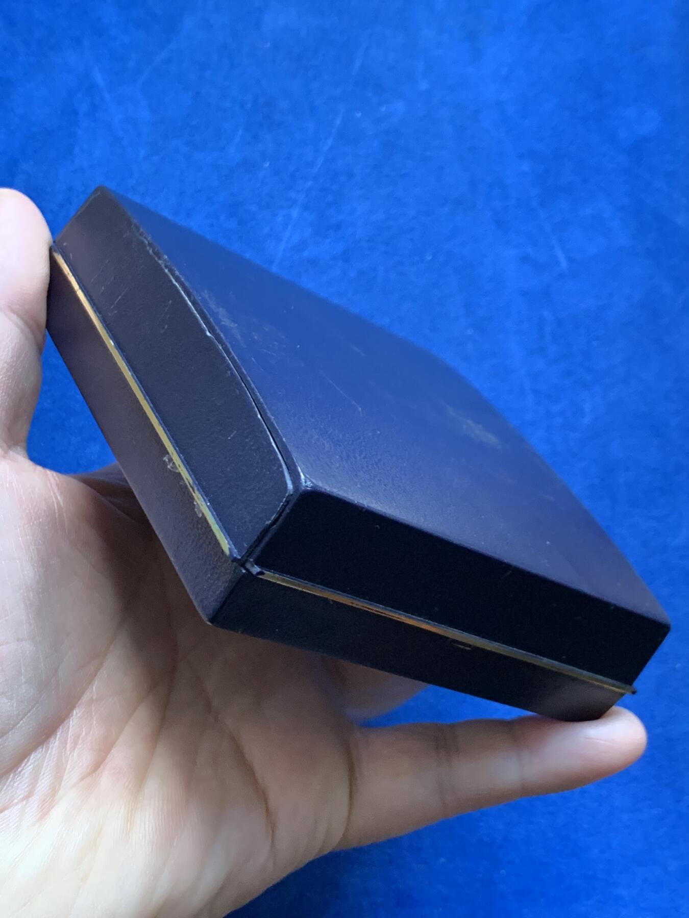 《竞宝斋》第438场 周日，周一，周二 3场连拍 （全场包邮） 法国1959年洛林斯凯尔特纪念超大铜章，正面狮子与鹰元素融合，带丰饶角边铭，尺寸巨大厚重压手，直径81mm，重量232.6g，状态极品带盒。