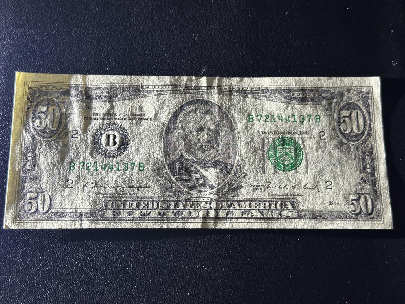 《外钞收藏家》第五百八十五期（精品场）（本平台长期征集拍品、欢迎藏友们联系合作）