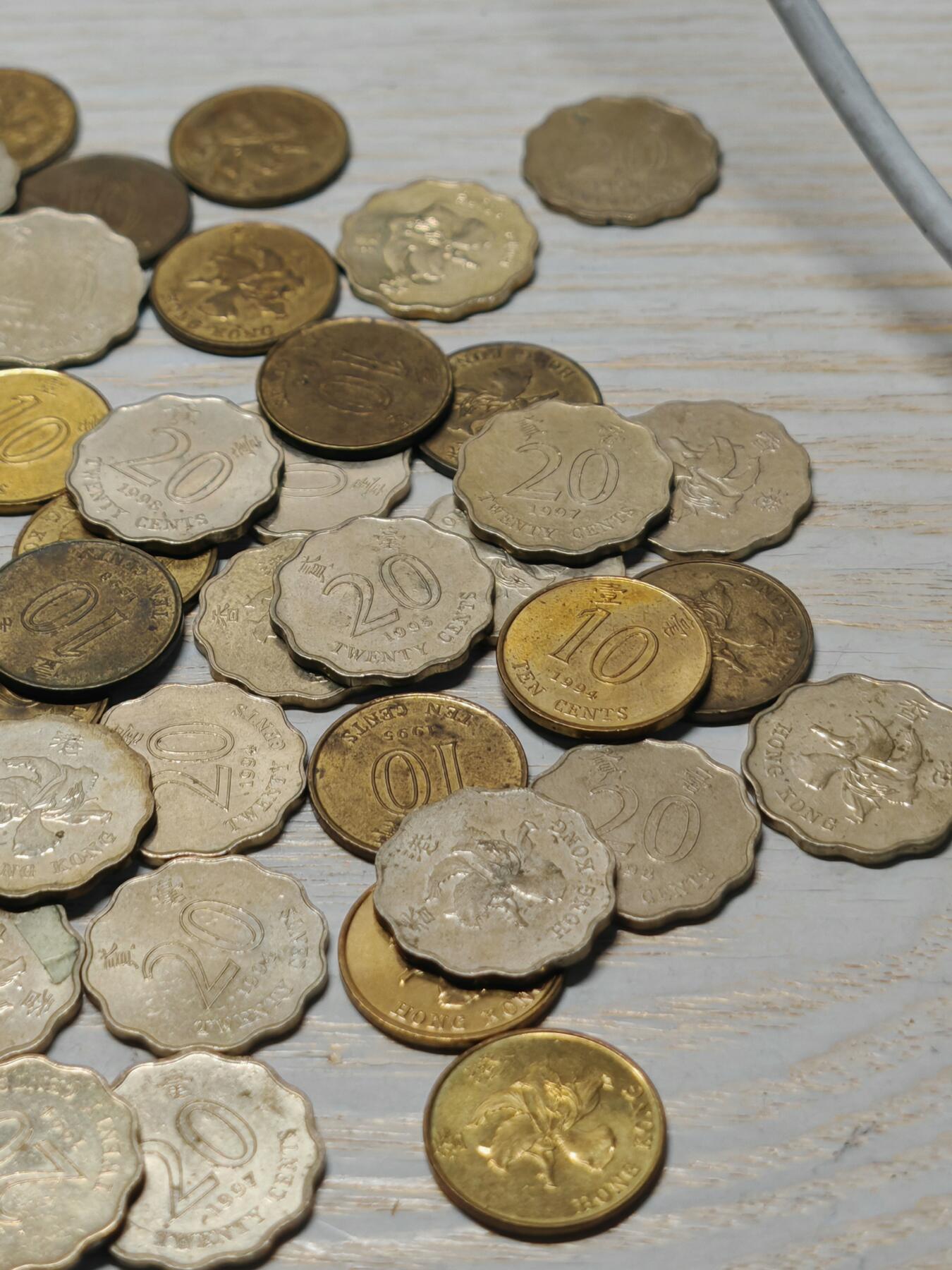 1997年前后 中国香港紫金花港币 二毫 一毫82枚，整体品相较好