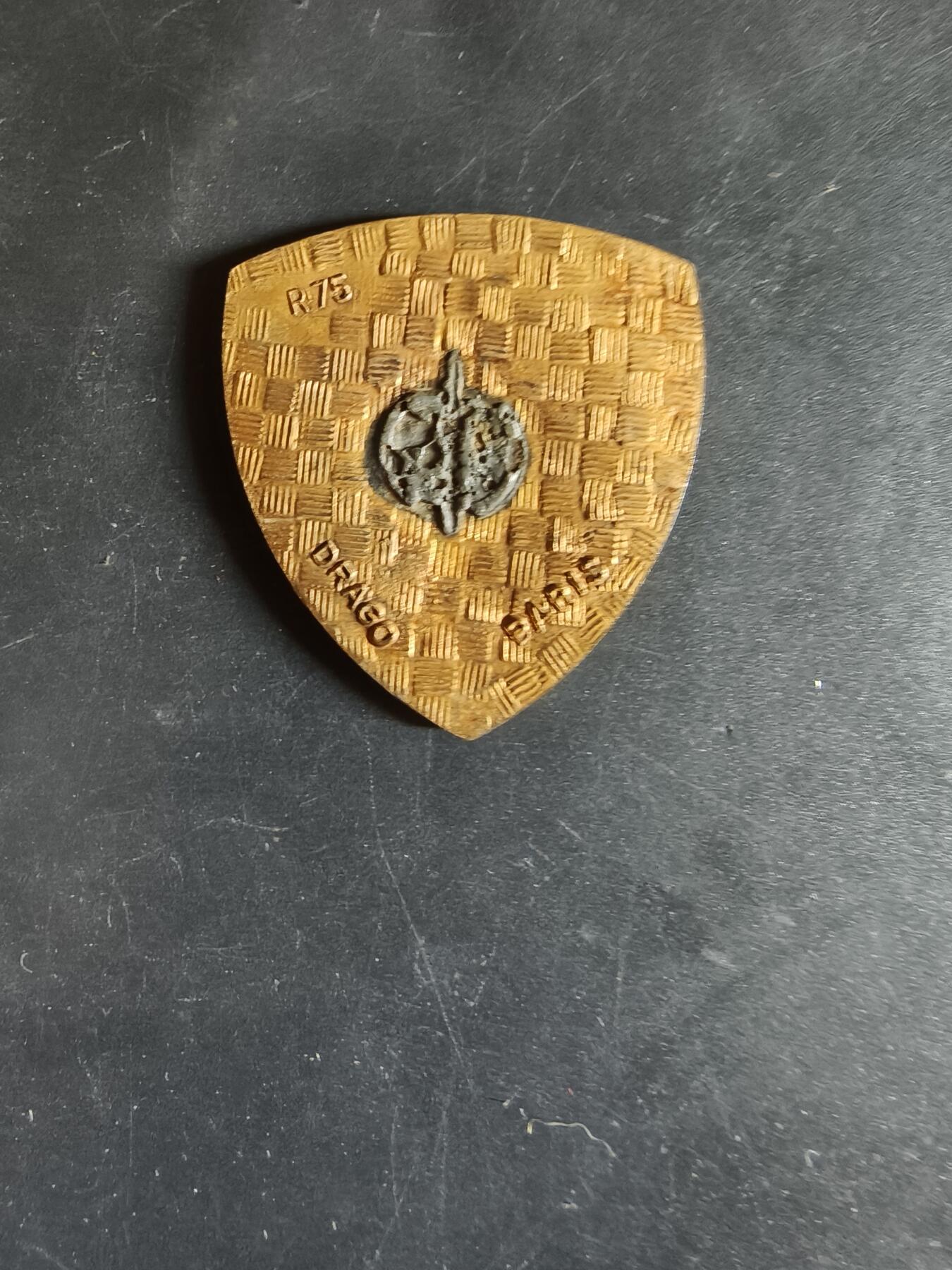 老王徽章第163期 13-15日三场连拍 16日统一发货  13、14日结束后可寄存 法国证章