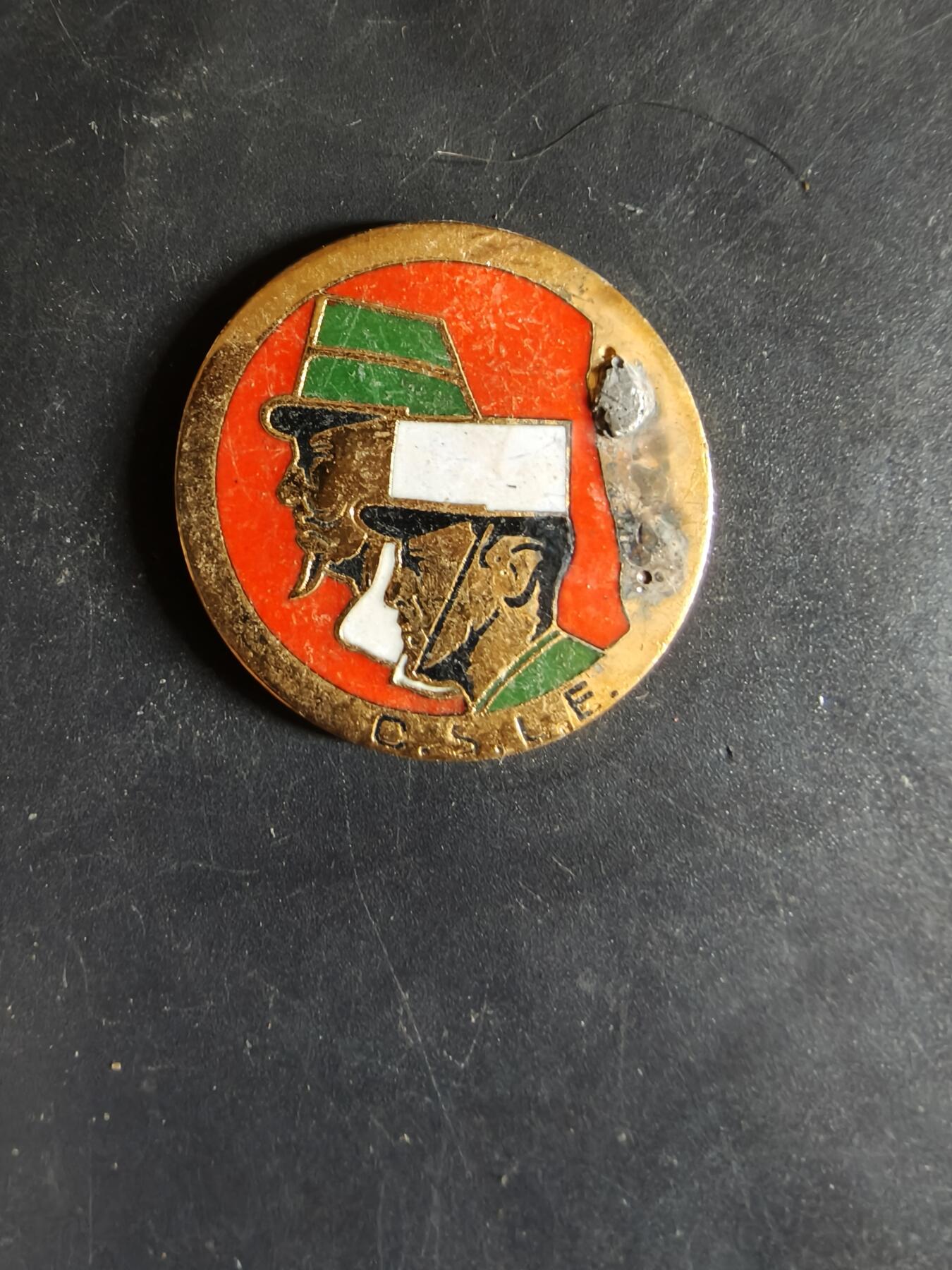 老王徽章第163期 13-15日三场连拍 16日统一发货  13、14日结束后可寄存 法国证章