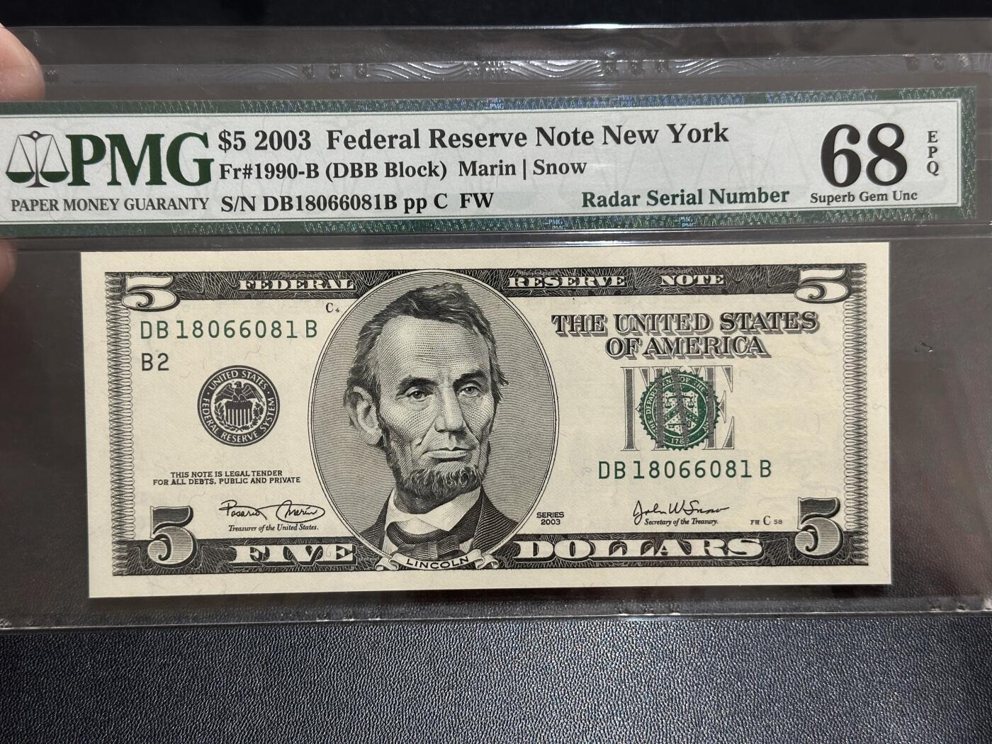 《外钞收藏家》第五百八十五期（精品场）（本平台长期征集拍品、欢迎藏友们联系合作）