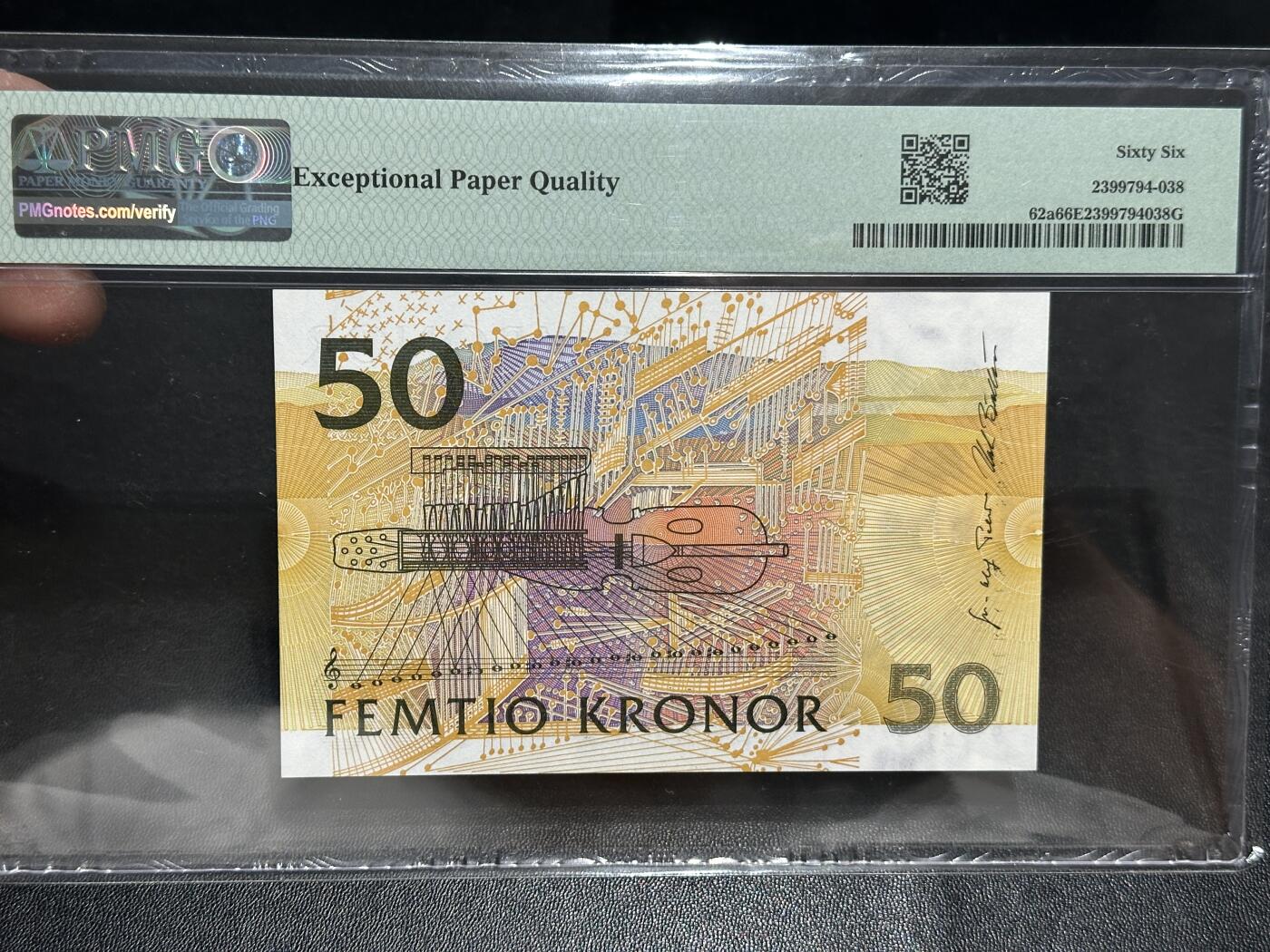 《外钞收藏家》第五百八十五期（精品场）（本平台长期征集拍品、欢迎藏友们联系合作）