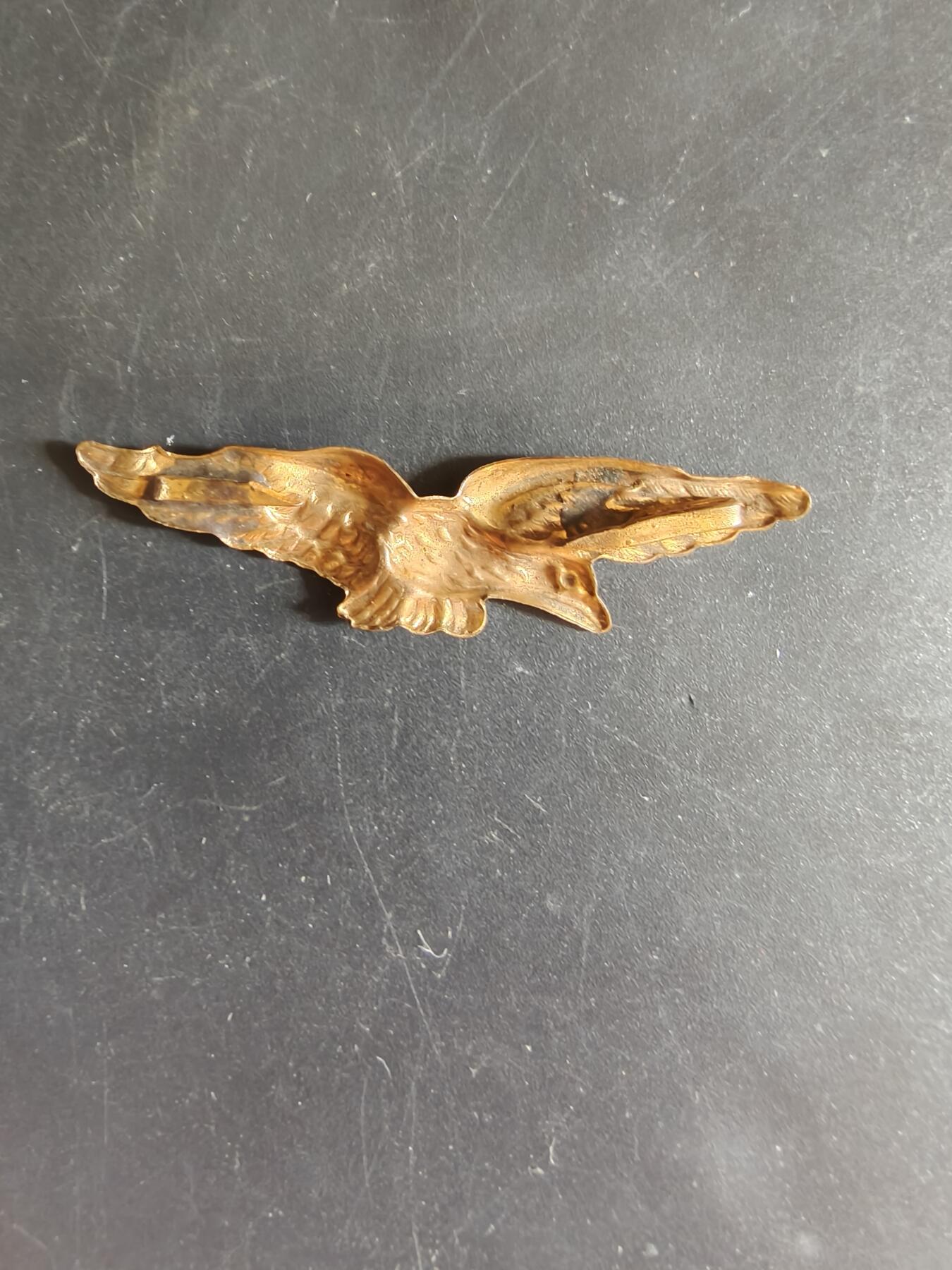 老王徽章第163期 13-15日三场连拍 16日统一发货  13、14日结束后可寄存 法国证章