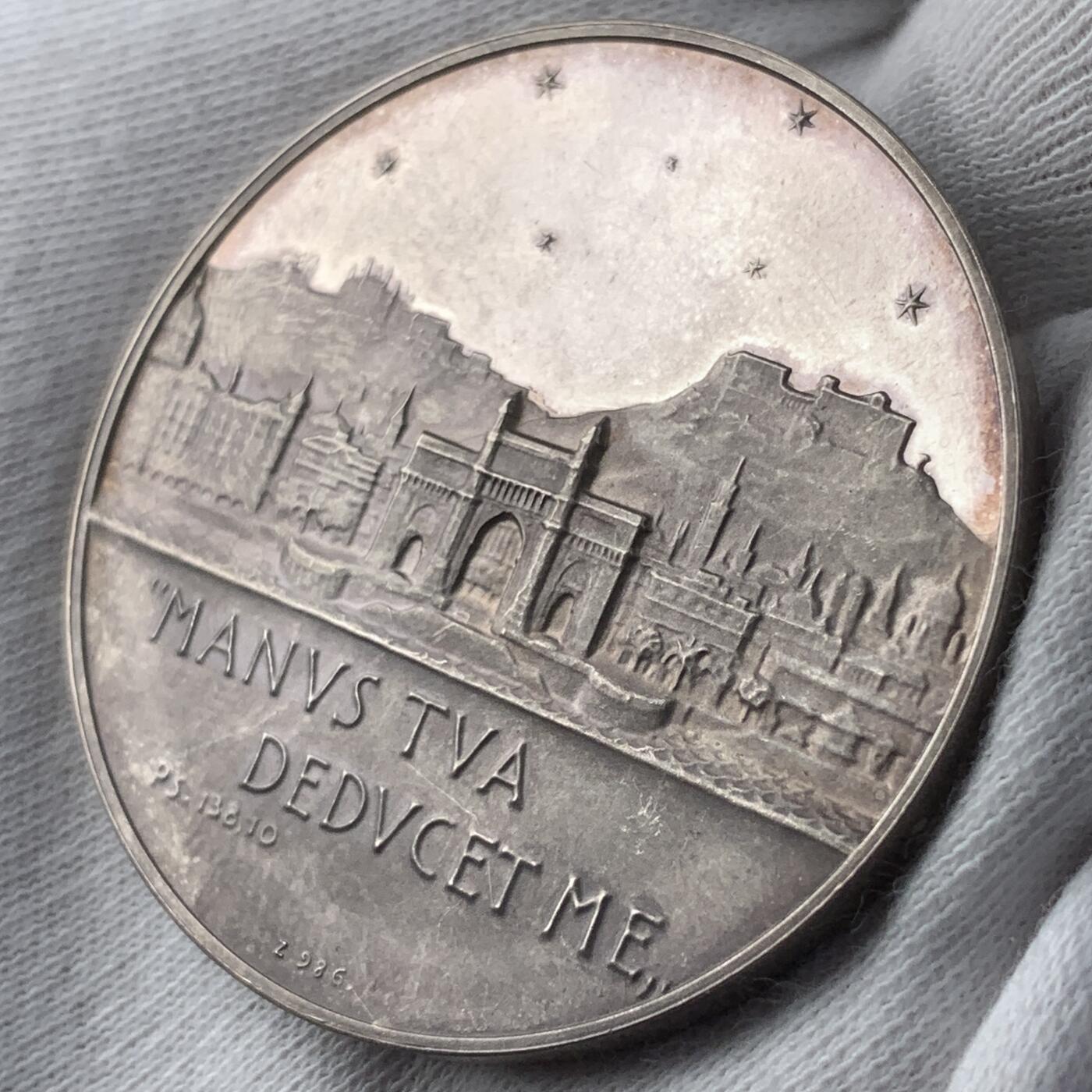 掌中浮雕-藏着的欧洲第042场 1964年梵蒂冈教皇保罗六世银章，44mm，39.4g