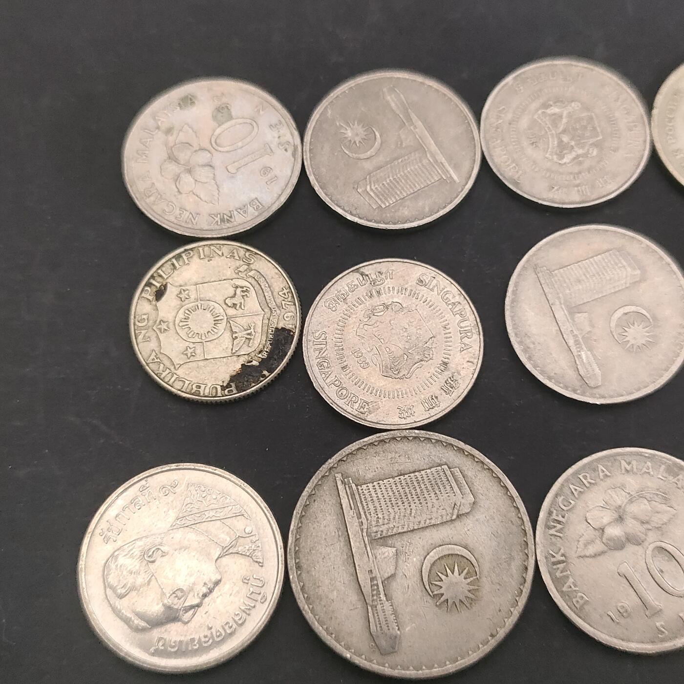 猩哥外币小铺➨【第202场】 钱币15个