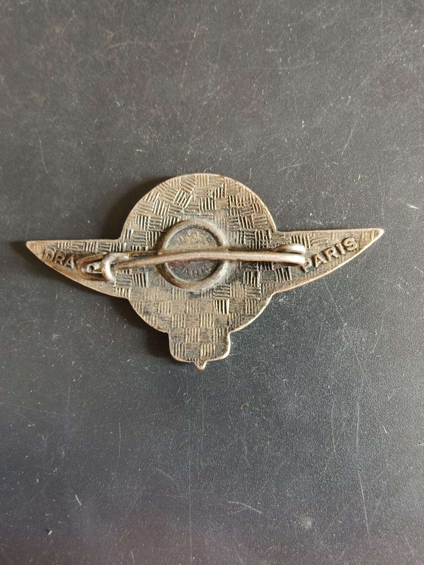 老王徽章第163期 13-15日三场连拍 16日统一发货  13、14日结束后可寄存 法国证章