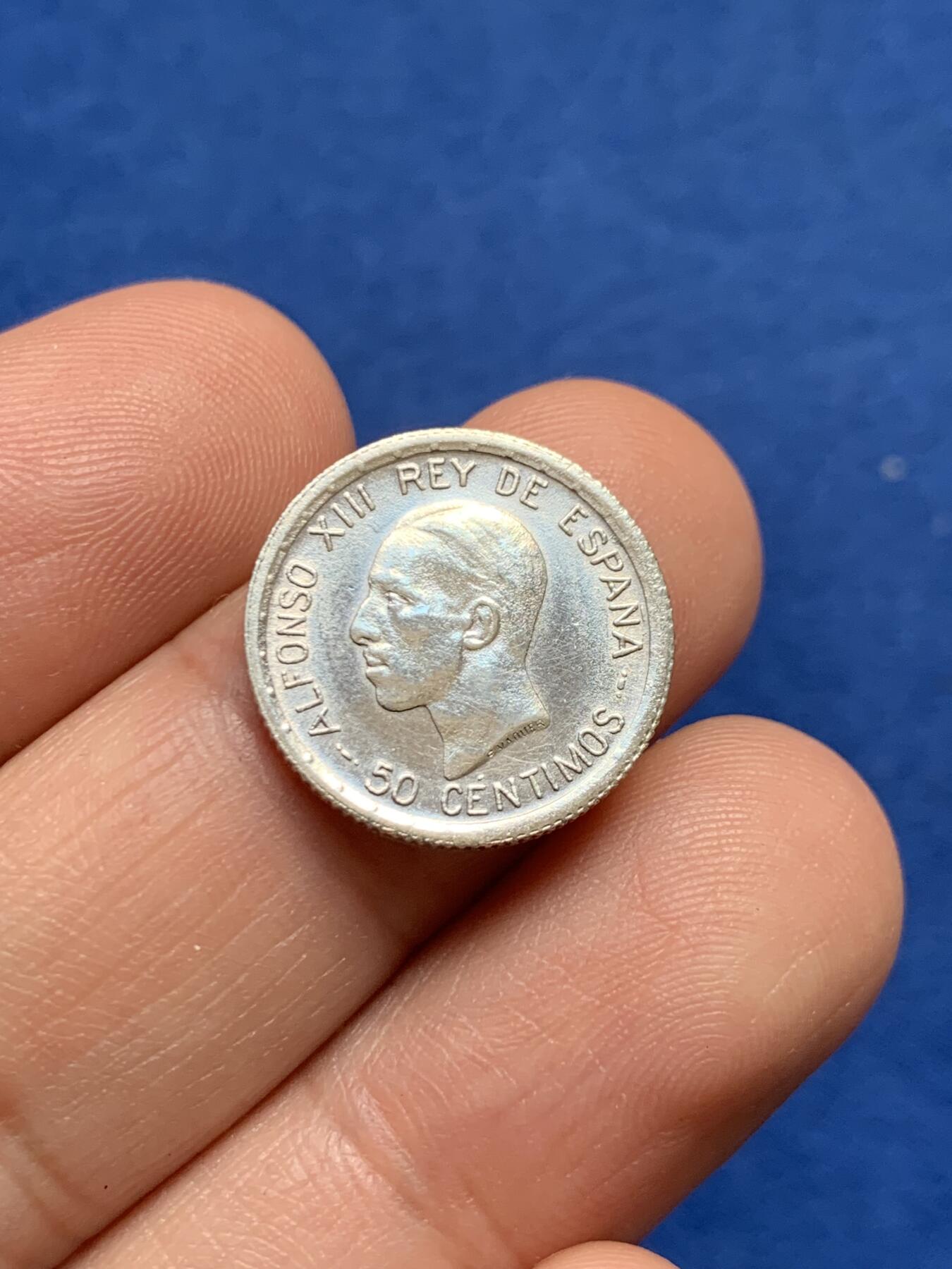 《竞宝斋》第438场 周日，周一，周二 3场连拍 （全场包邮） 西班牙 1926年 阿方索十三世 50分银币 最后一版头像