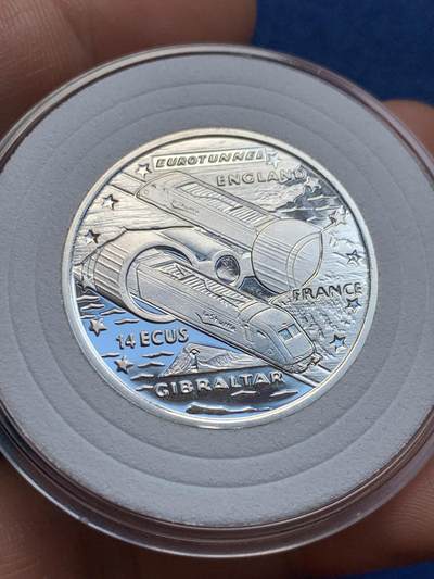 《竞宝斋》第438场 周日，周一，周二 3场连拍 （全场包邮） 两枚一组 法国1994年纪念英法海底隧道通行15埃居/100法郎银币（22.2克 900银）+ 英国1993年纪念英法海底隧道14埃居银币（10克 925银）