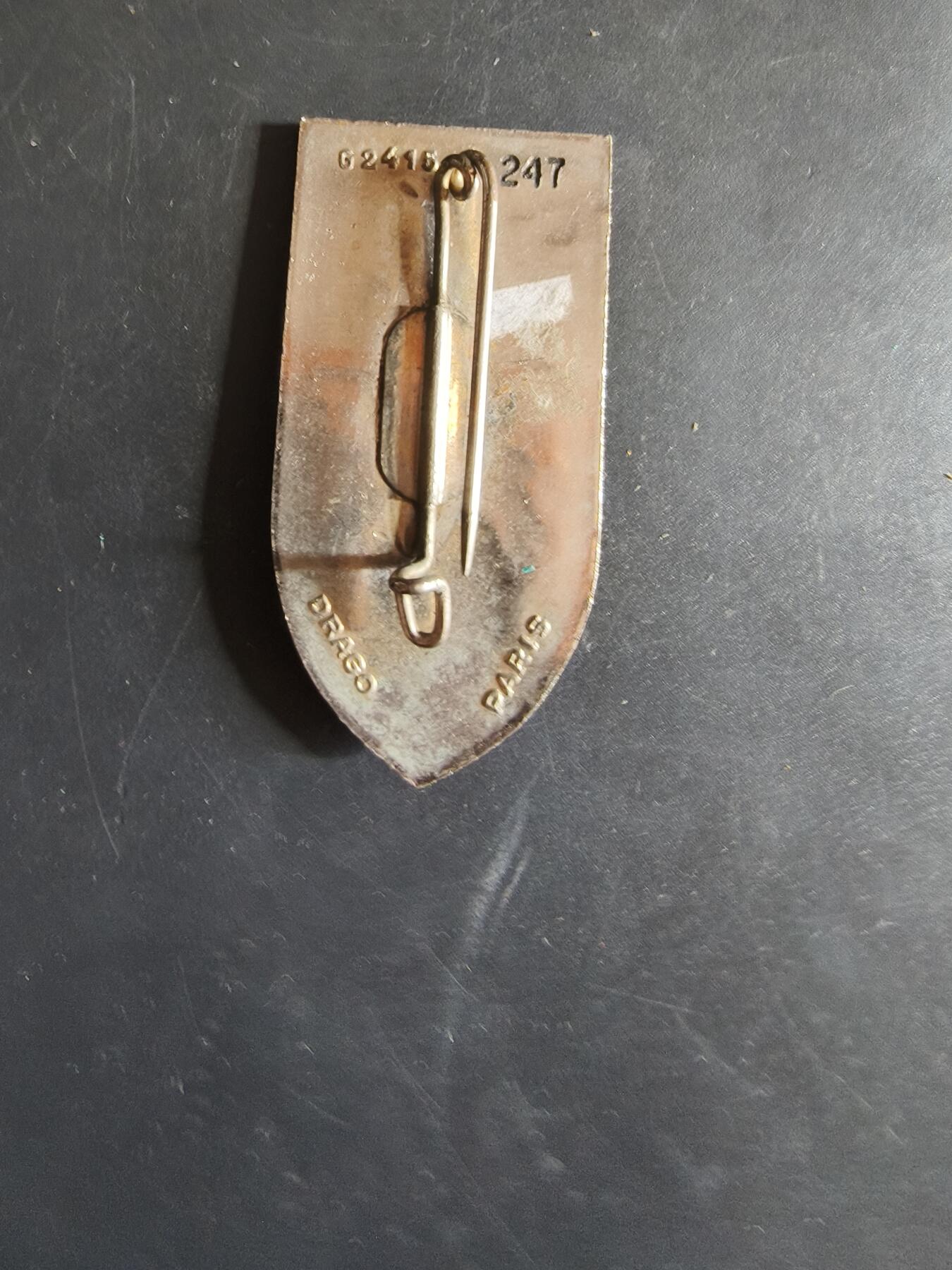 老王徽章第163期 13-15日三场连拍 16日统一发货  13、14日结束后可寄存 法国证章