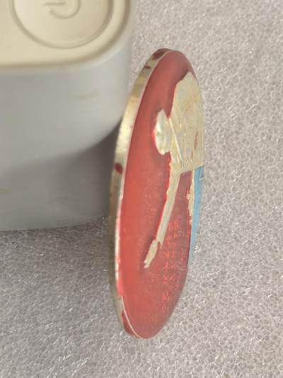 综合藏品场.喜欢出价就得！无套路无托.诚信惠友交友！自动快拍. 毛主席像章直径约60MM保真包老..编号280023