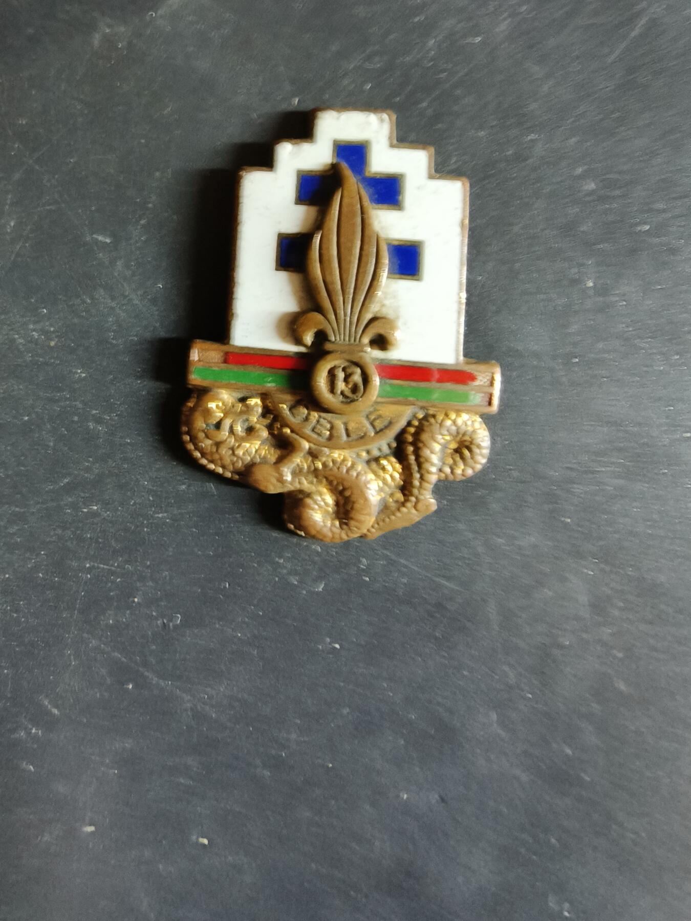 老王徽章第163期 13-15日三场连拍 16日统一发货  13、14日结束后可寄存 法国证章