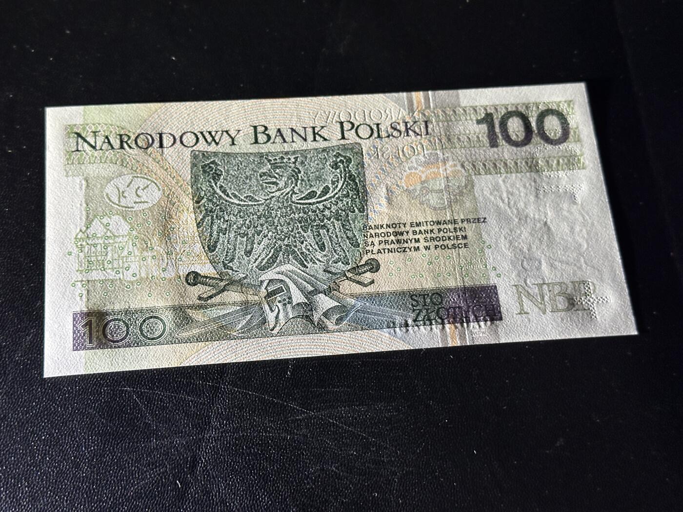 《外钞收藏家》第五百八十五期（精品场）（本平台长期征集拍品、欢迎藏友们联系合作）