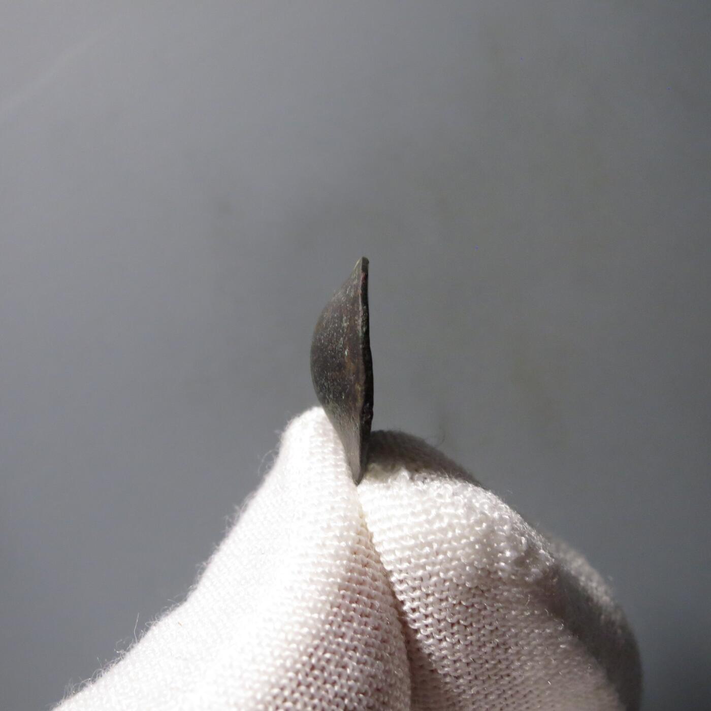 七河·世界钱币杂件水晶矿标小拍（总第28期） （13）k550 粟特·碟型单面币 马头印记 