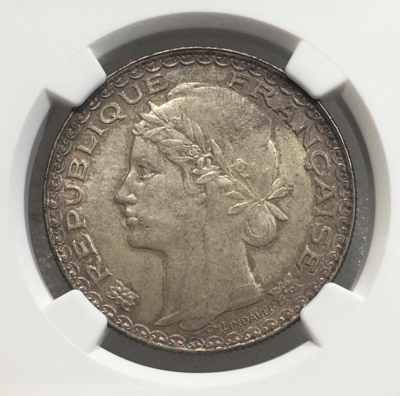 世界钱币专场拍卖 每周二开拍