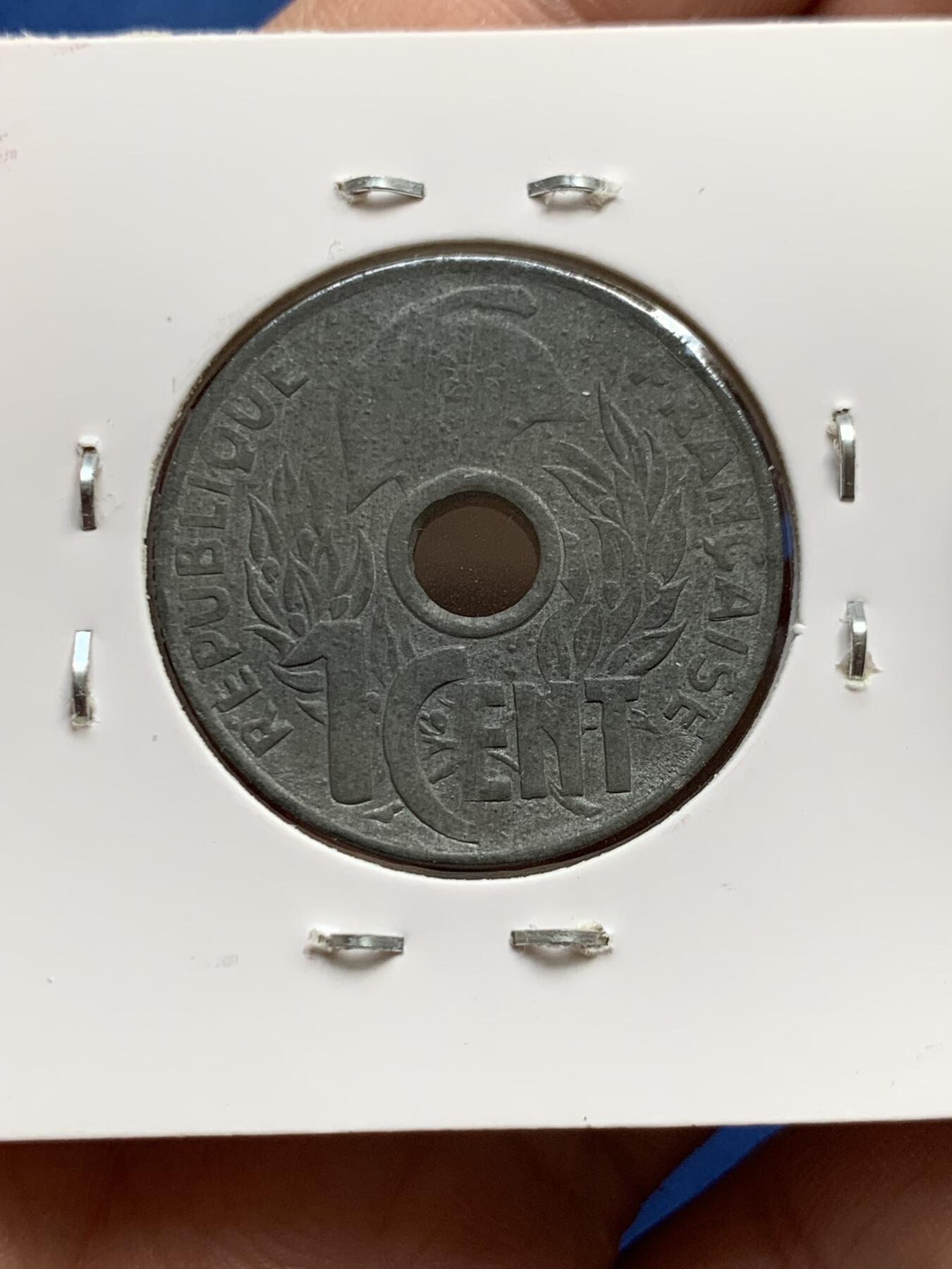 《竞宝斋》第438场 周日，周一，周二 3场连拍 （全场包邮） 三枚一组 法属 印度支那 1分 中孔 铜币/锌币 好品磨损较少