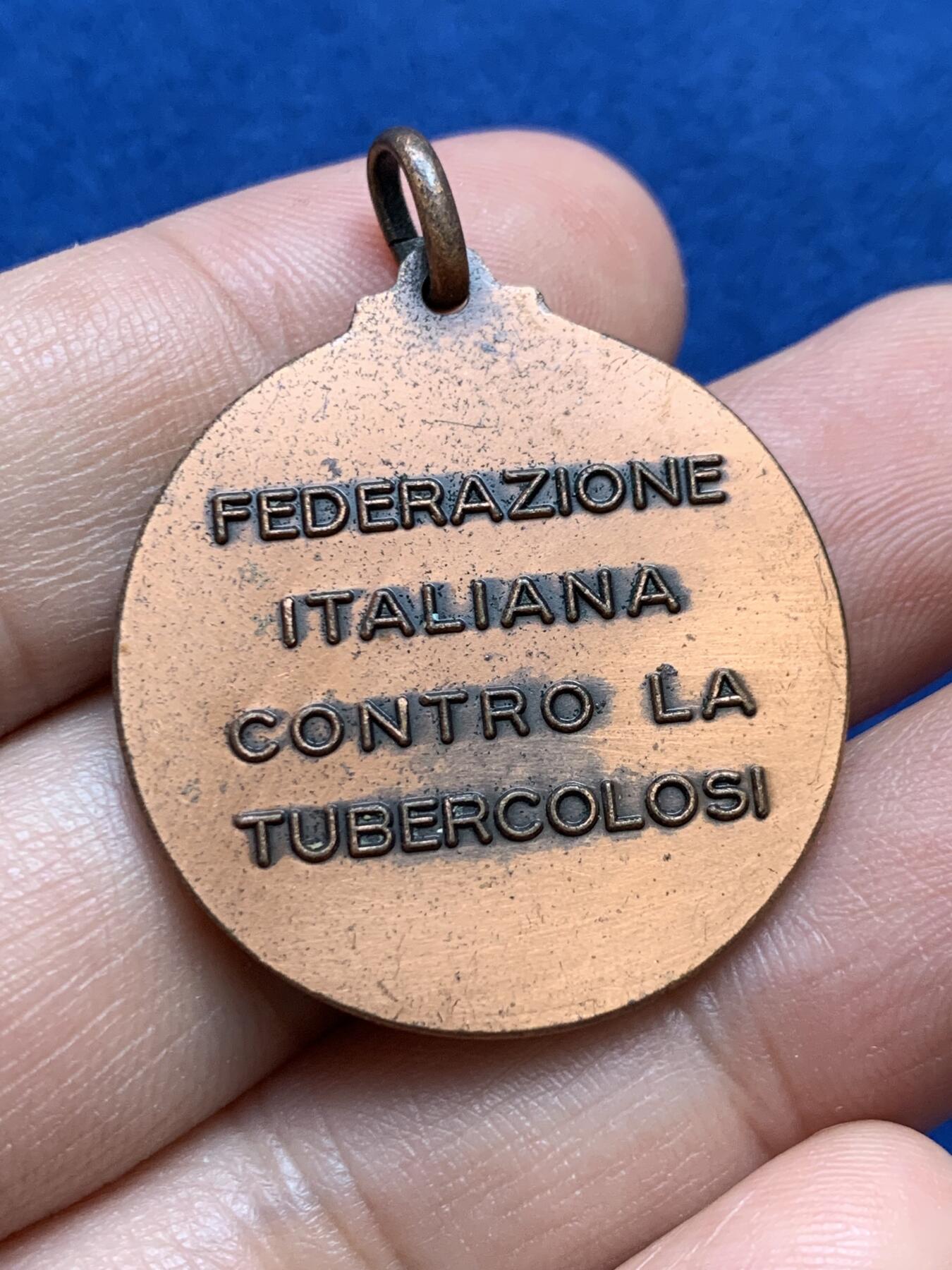 《竞宝斋》第438场 周日，周一，周二 3场连拍 （全场包邮） 意大利反结核运动纪念章 11.2克 30.8mm