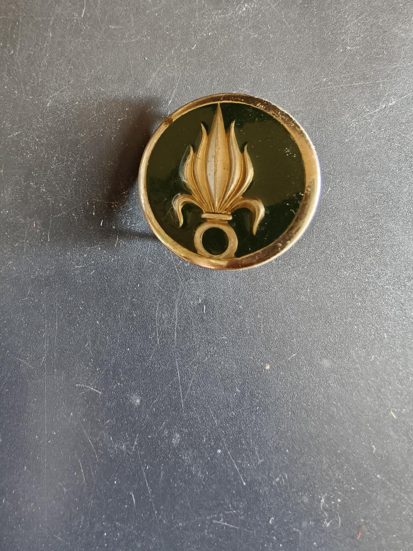 老王徽章第163期 13-15日三场连拍 16日统一发货  13、14日结束后可寄存 法国证章