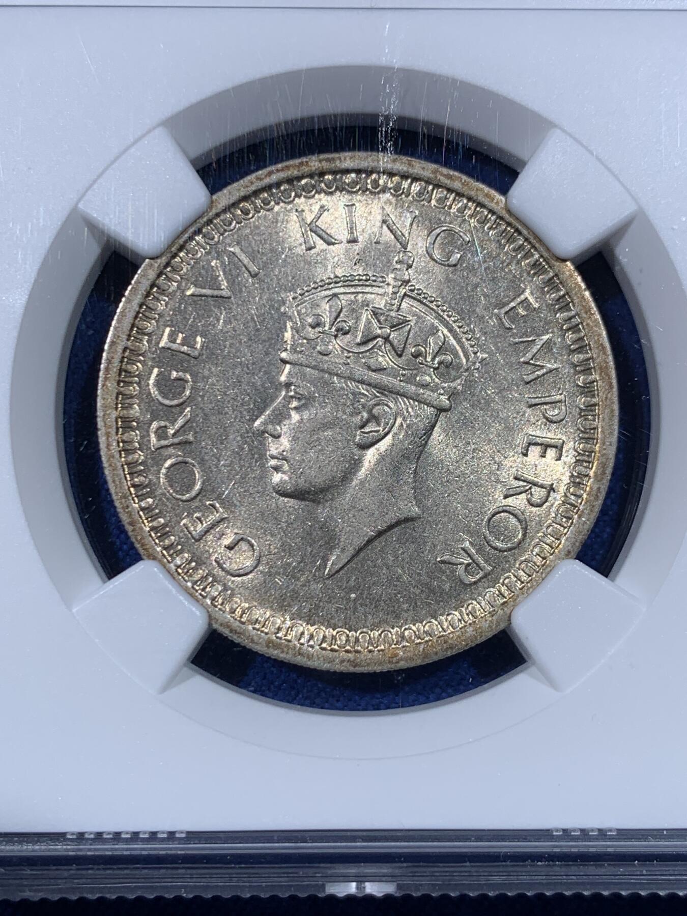 《竞宝斋》第438场 周日，周一，周二 3场连拍 （全场包邮） NGC MS62 英属印度1945年乔治六世1卢比L版 拉合尔厂少见 不是常见的B或者C版